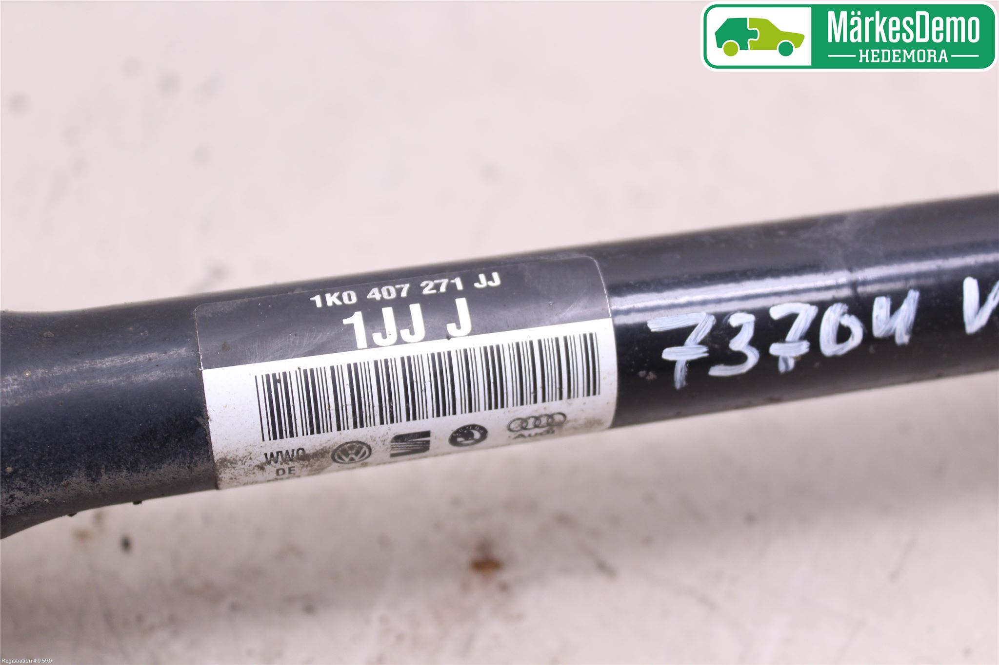 Volkswagen VW GOLF VI 09-13 Drivaxel Fram Vänster