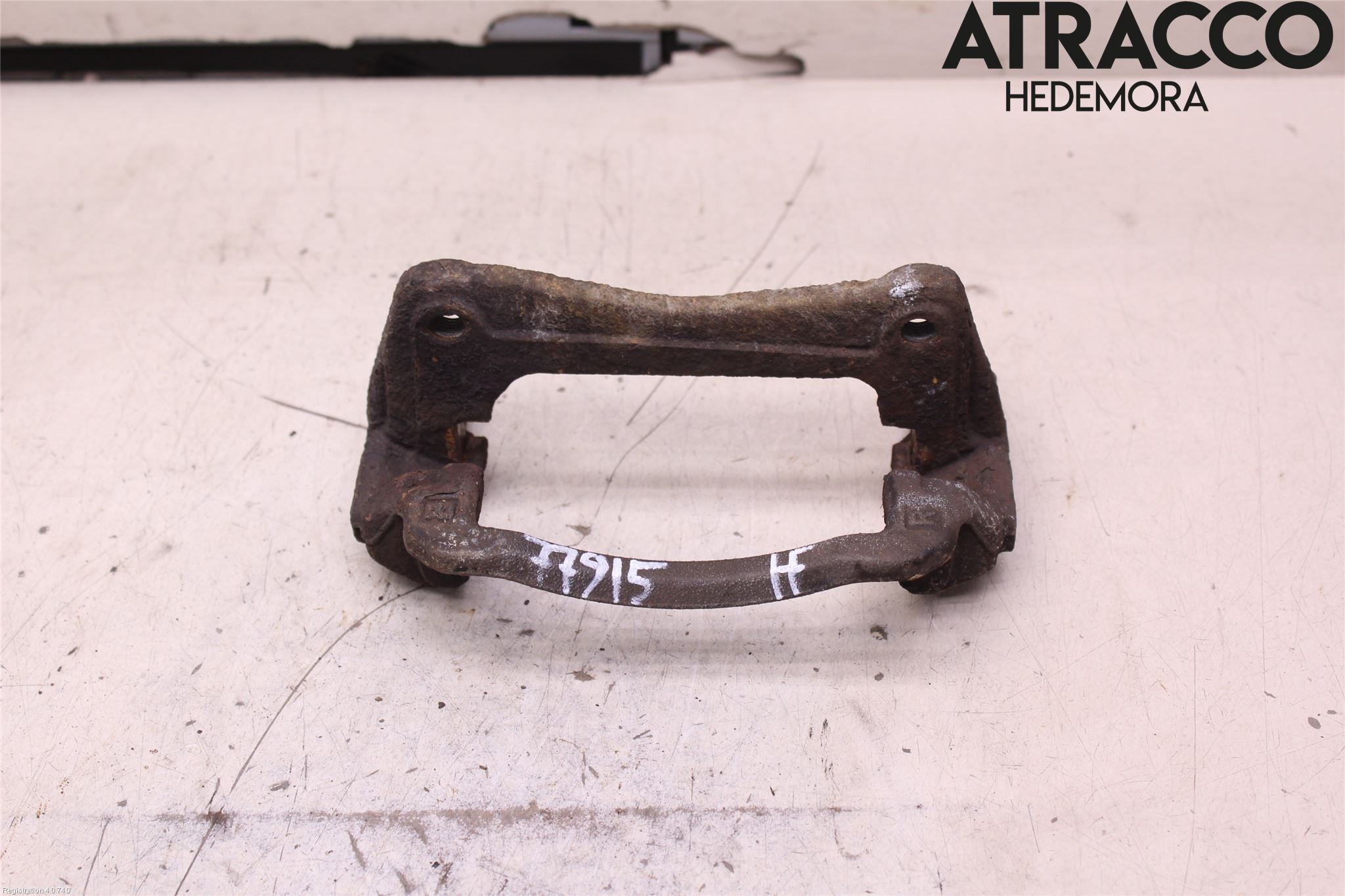 Toyota COROLLA 98-01 Bromsokshållare