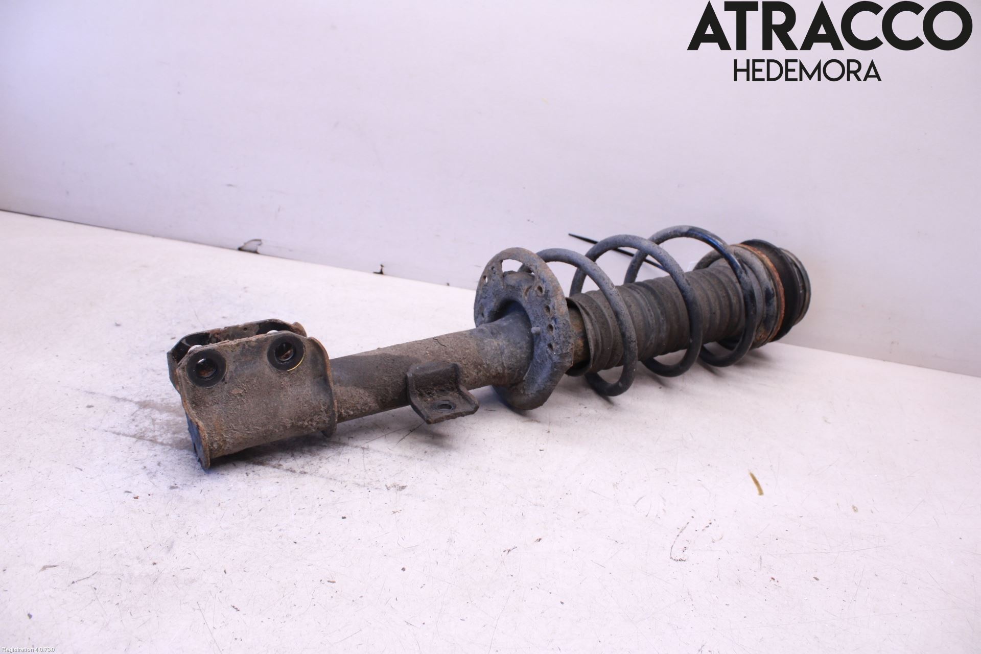 Suzuki VITARA 15- Fjäderben Fram Vänster