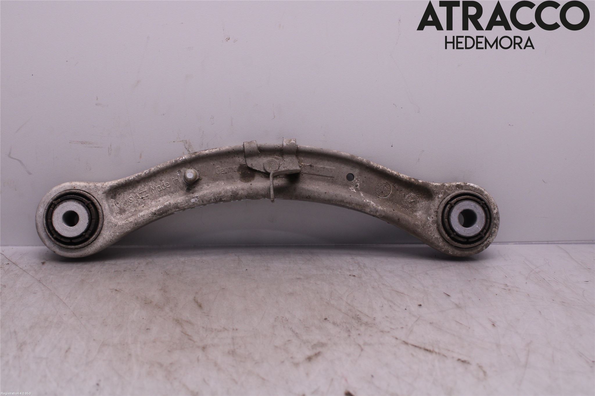 Porsche CAYENNE 03- Bärarm Bak Övre Höger