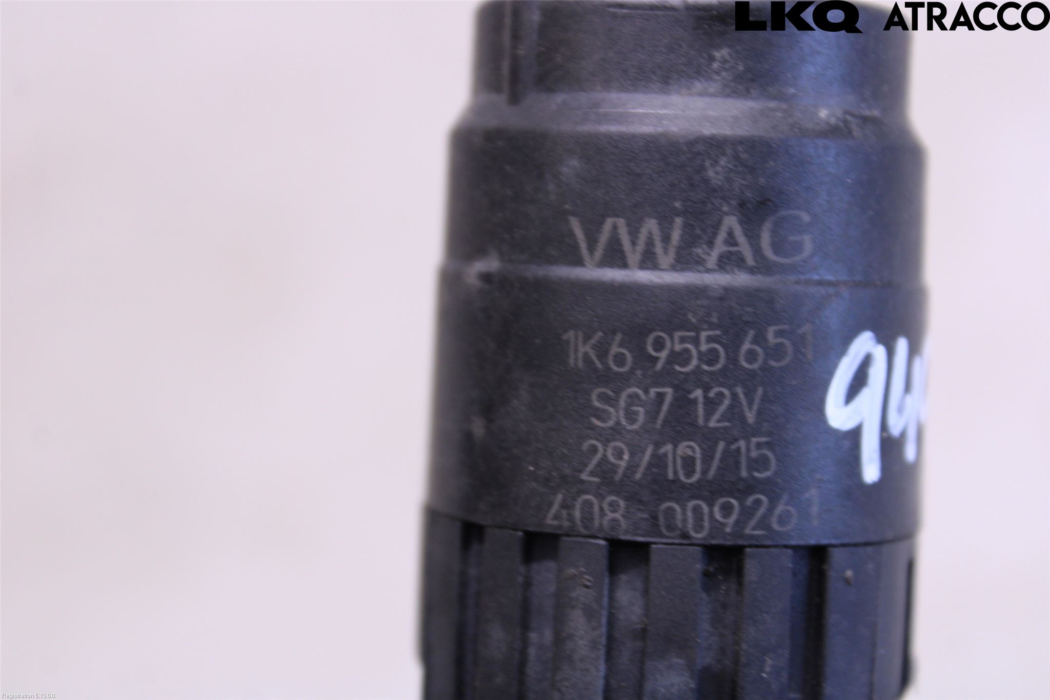 Volkswagen VW GOLF / E-GOLF VII 13-20 Spolarpump Vindruta