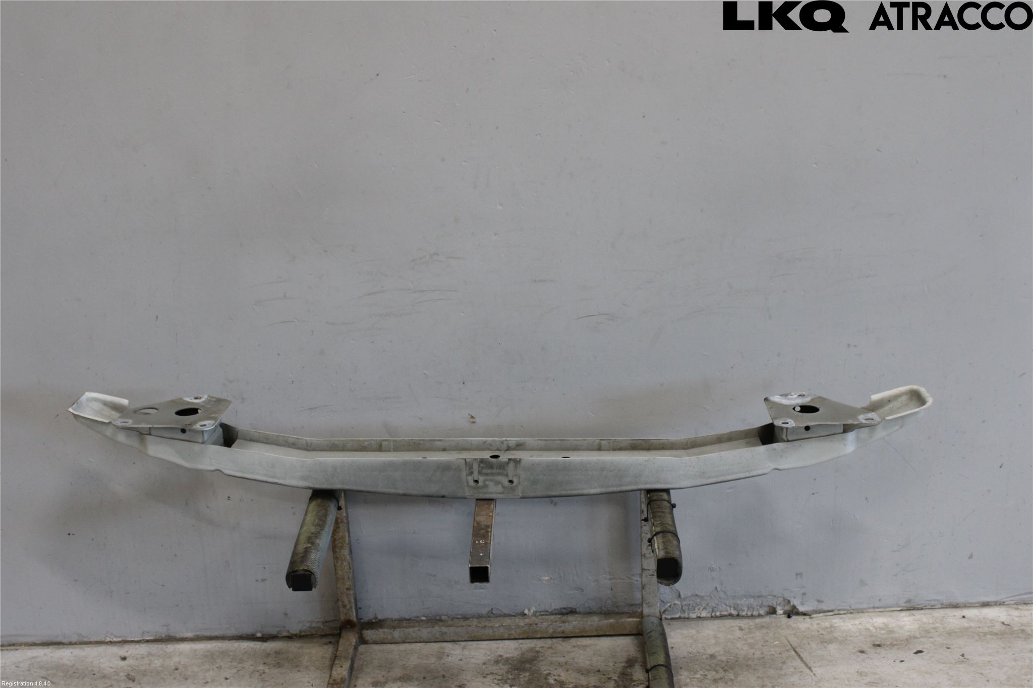 Renault MASTER III  04-10 Stötfångarbalk Fram