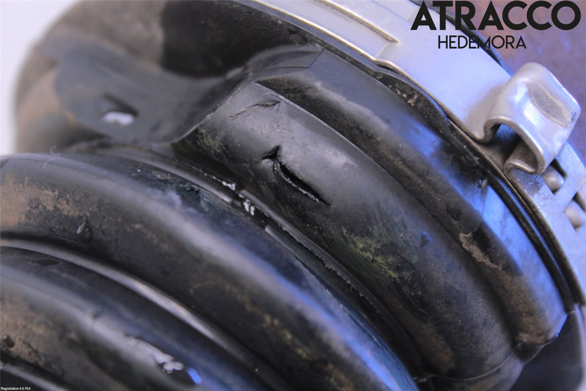 Ford FOCUS 11-14 Drivaxel Fram Vänster