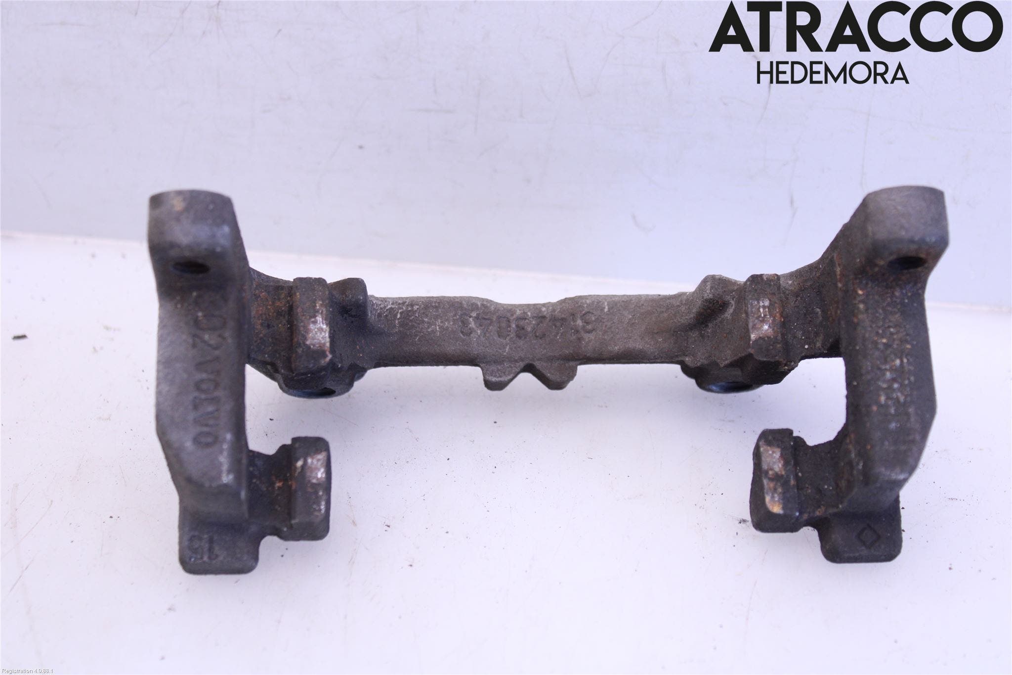 Volvo S90 17->> Bromsokshållare