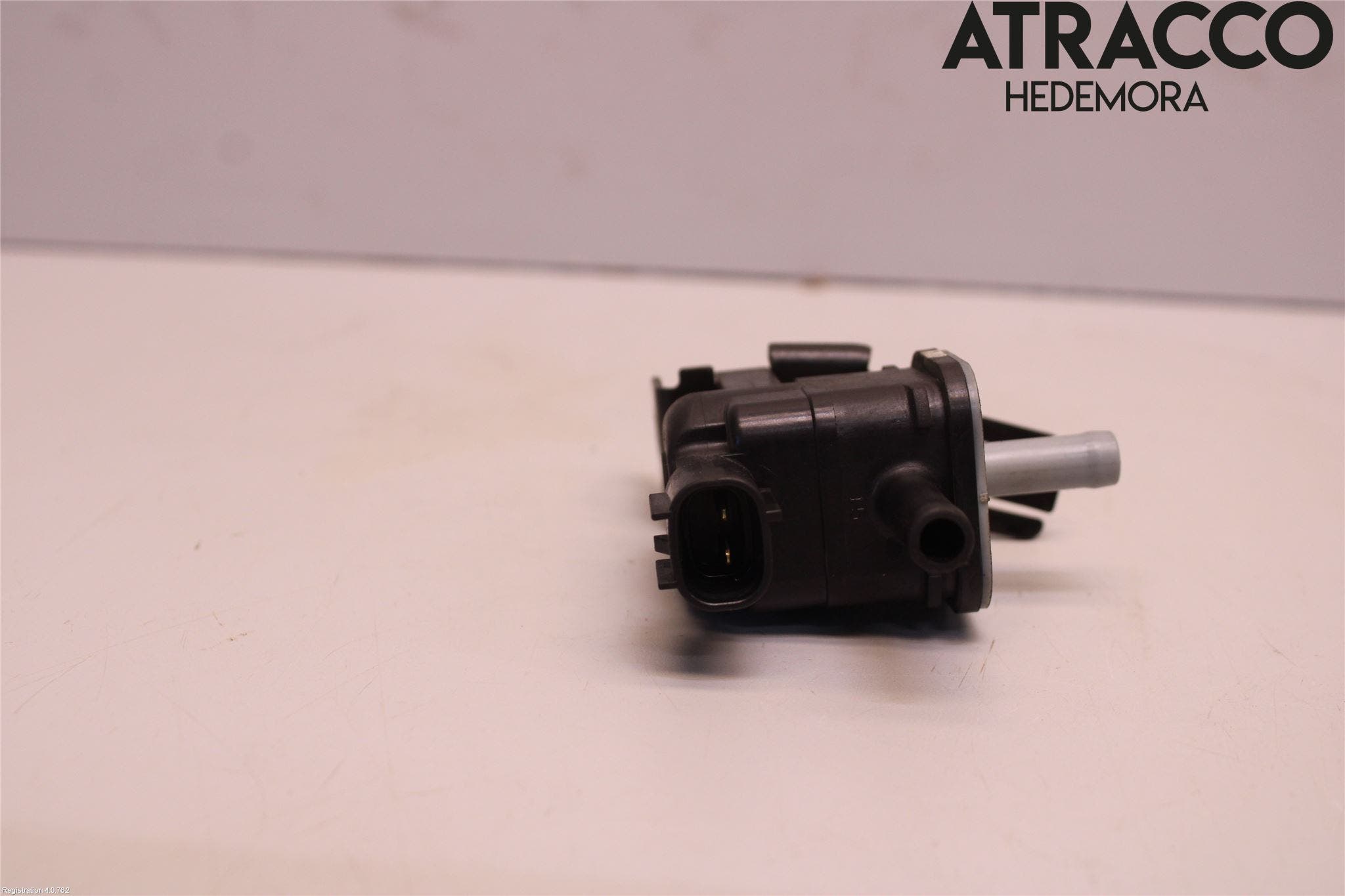 Lexus NX 300h 15-21 Vakuumventil