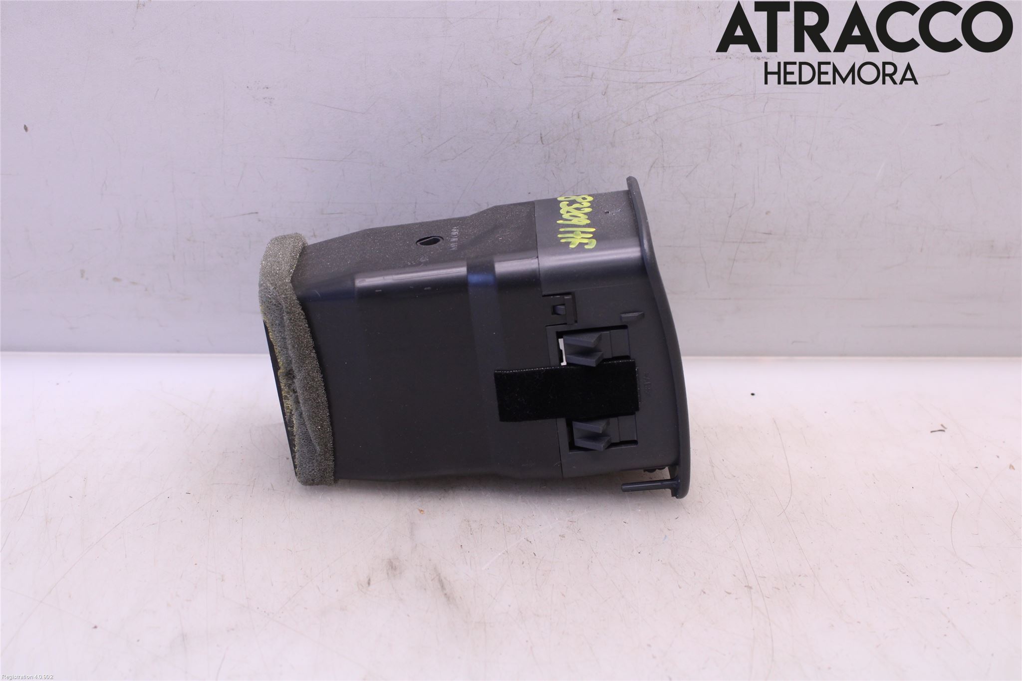 Chevrolet SILVERADO PICKUP Defrosterkanal-Munstycke