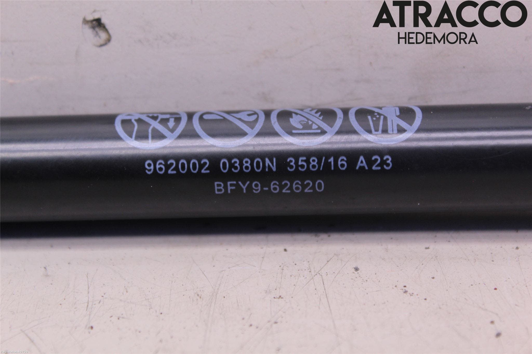 Mazda 3 II 09-13 Gasfjäder Baklucka