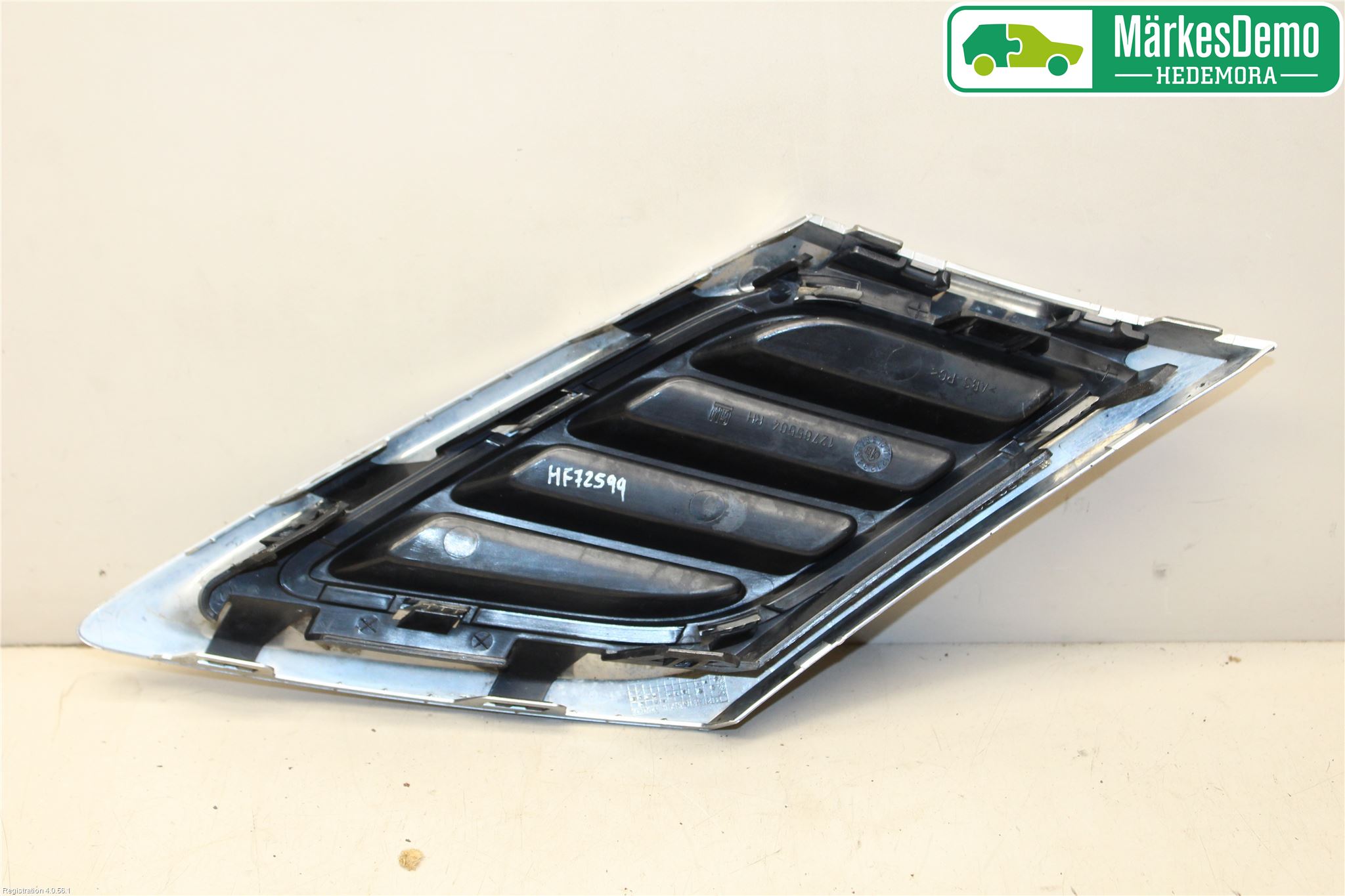 Saab 9-3 VER2/VER3 08-15 Grilldel Höger