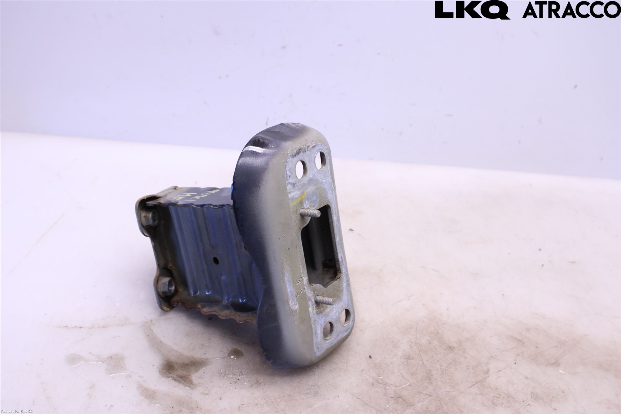 Toyota YARIS XP130 12-14 Stötfångarbärjärn Fram