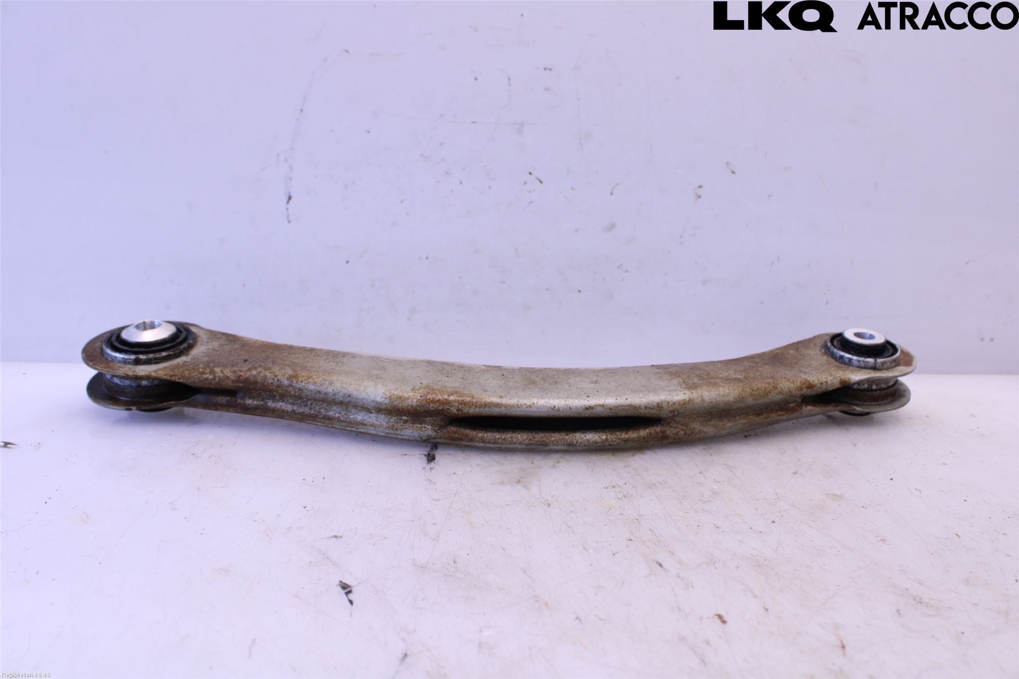 Audi A6 F2/C8 19- Bärarm Bak Övre Höger