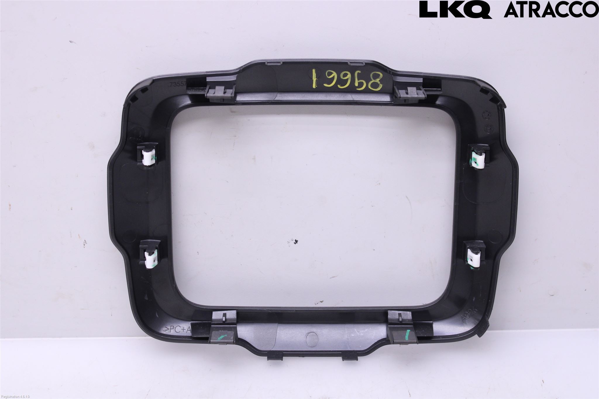 Jeep RENEGADE Instrument-Radio Sarg