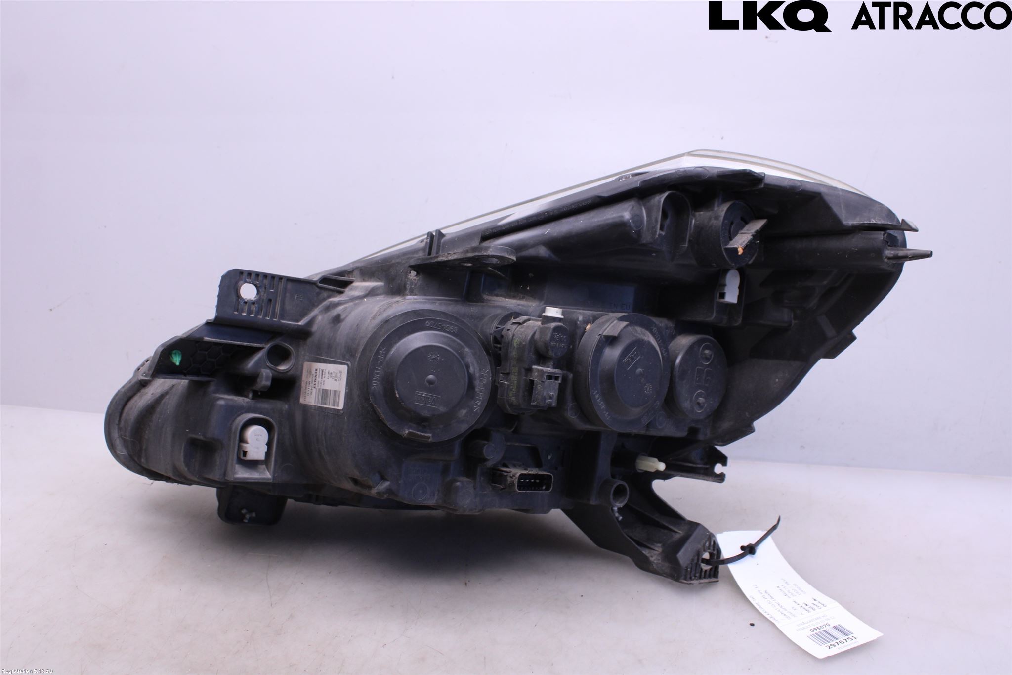 Renault CLIO III  09-12 Strålkastare Höger