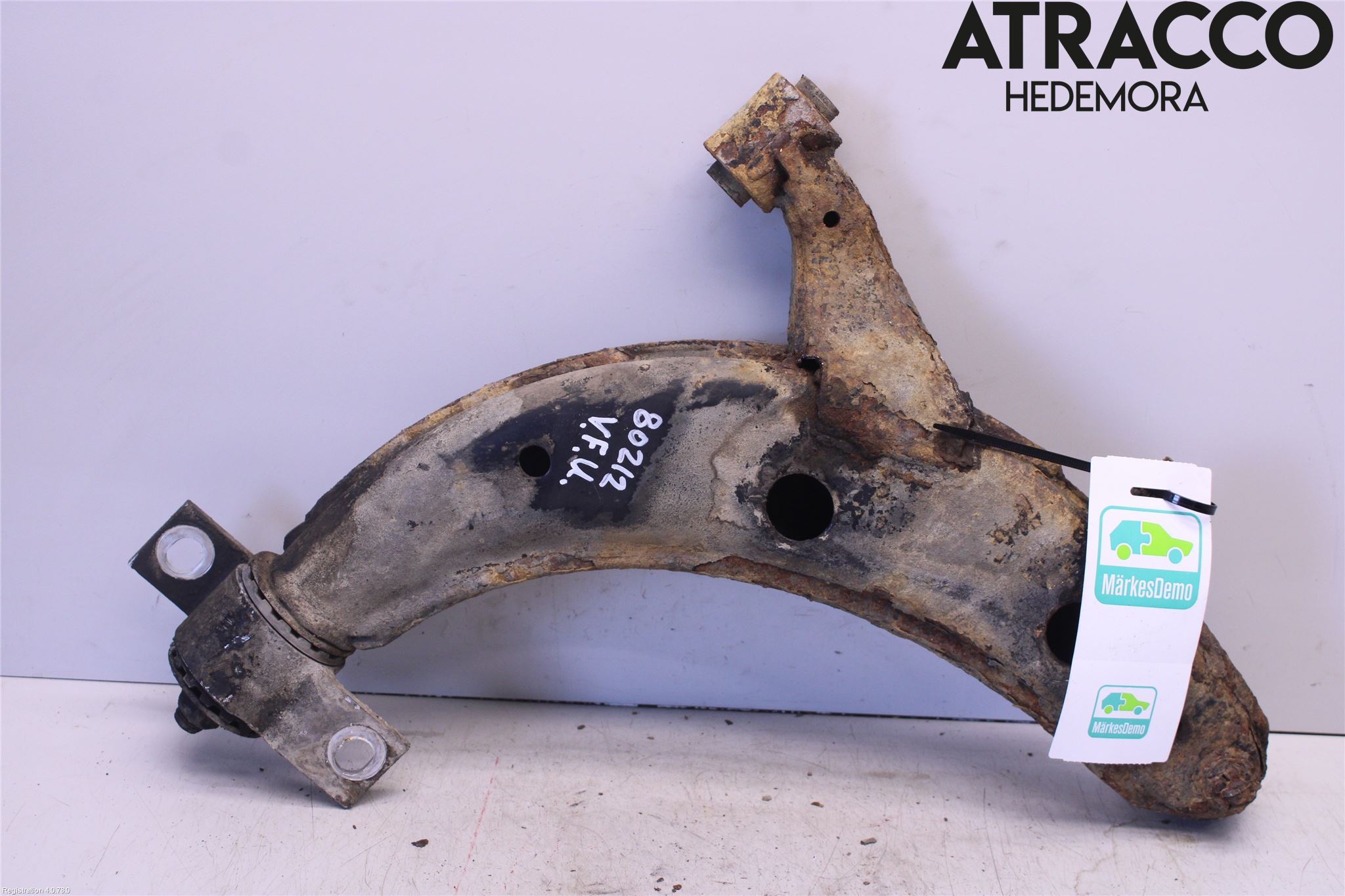 Subaru IMPREZA II  06-07 Bärarm Fram Undre Vä
