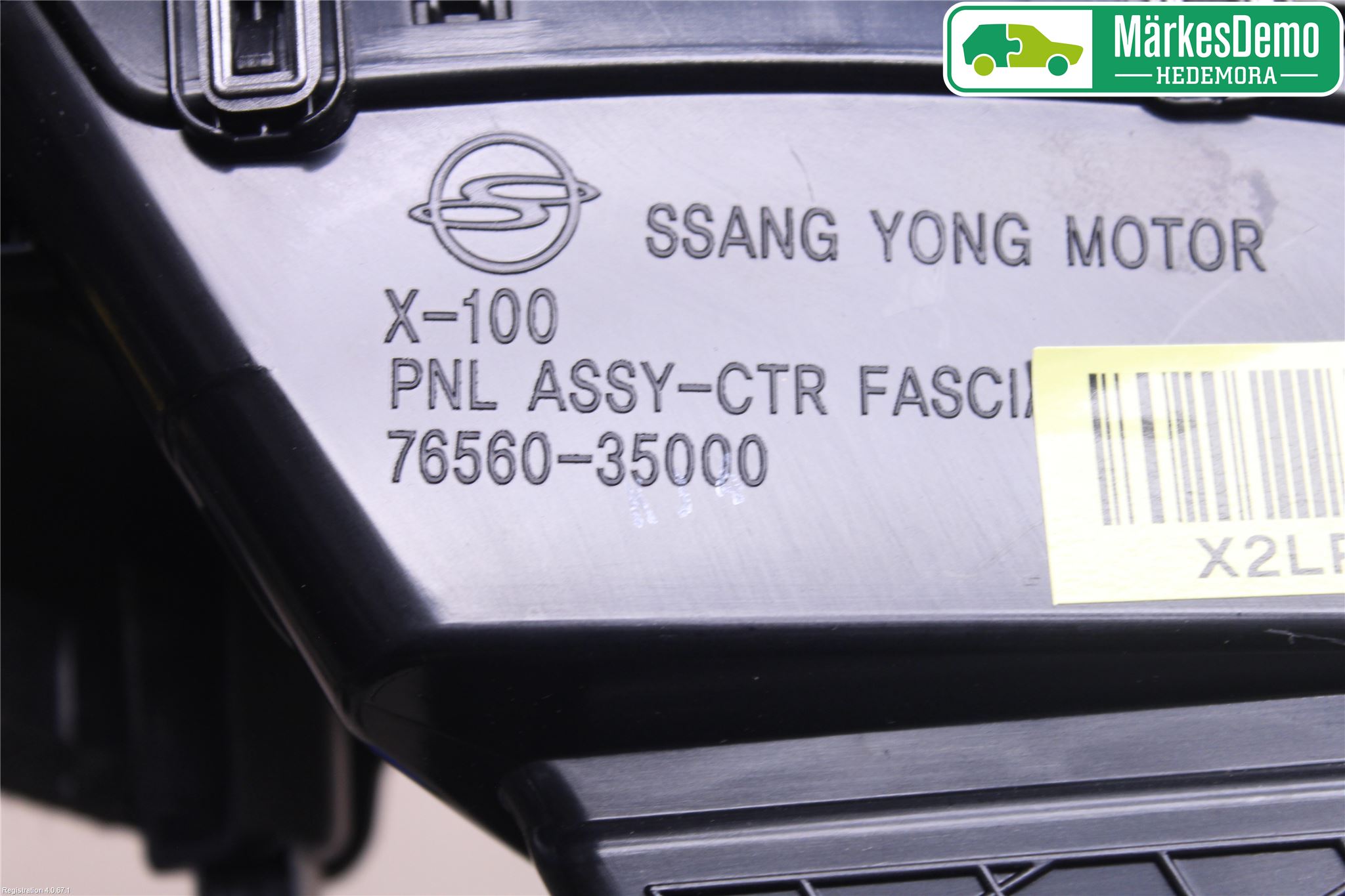 SsangYong SSANG YONG TIVOLI 17- Defrosterkanal-Munstycke