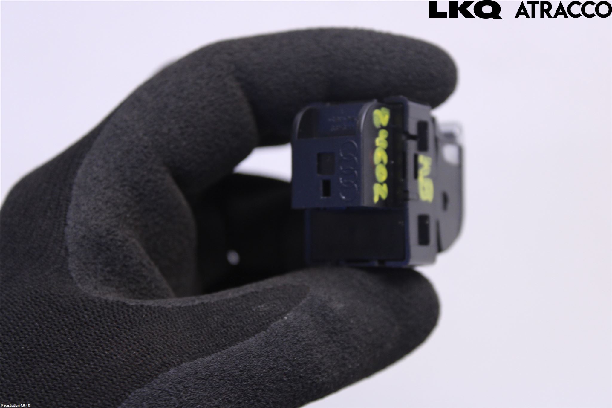 Audi A6 F2/C8 19- Strömställare Elhiss