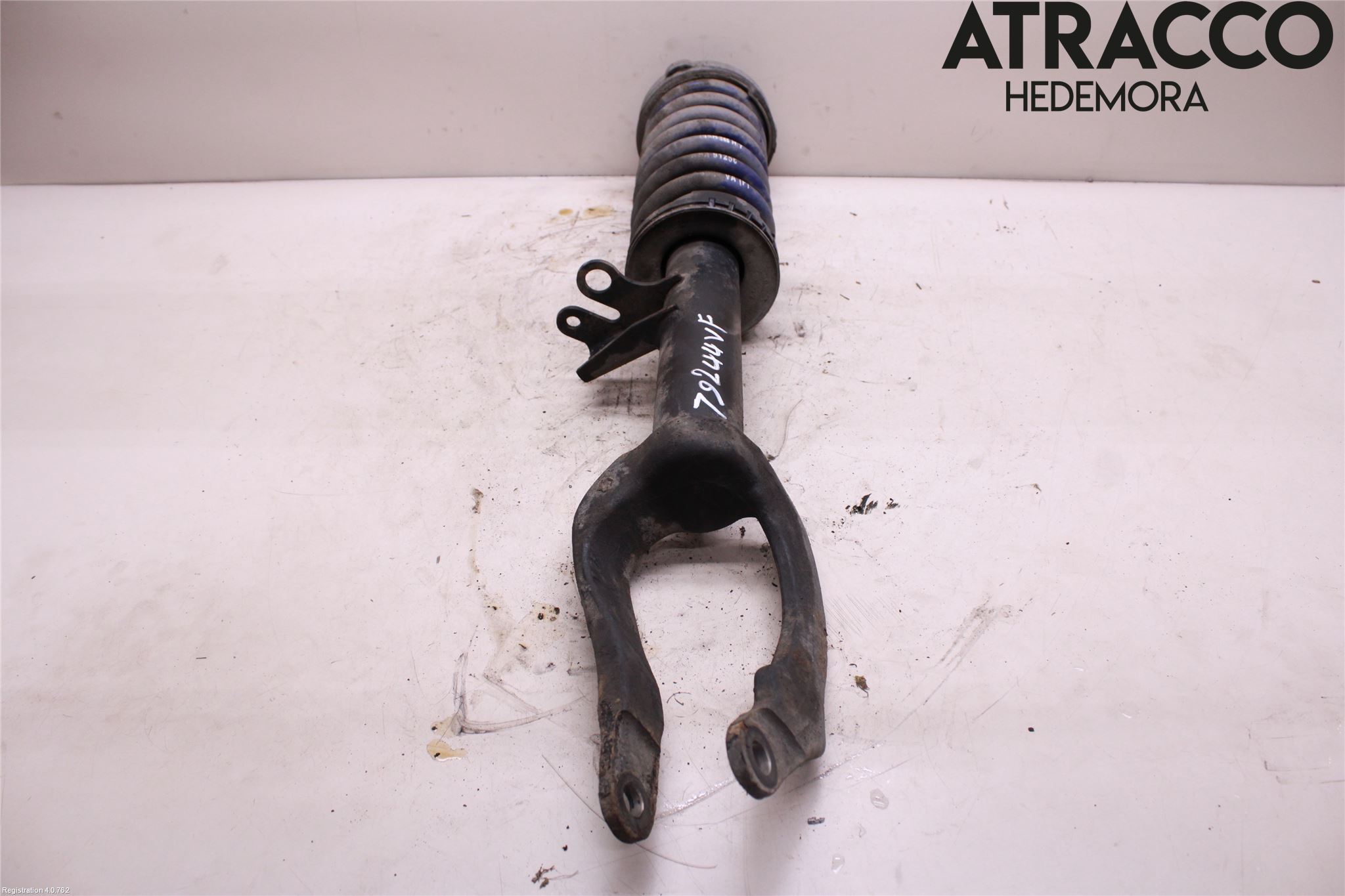 BMW 5 F10/F11/F18 09-17 Fjäderben Fram Vänster