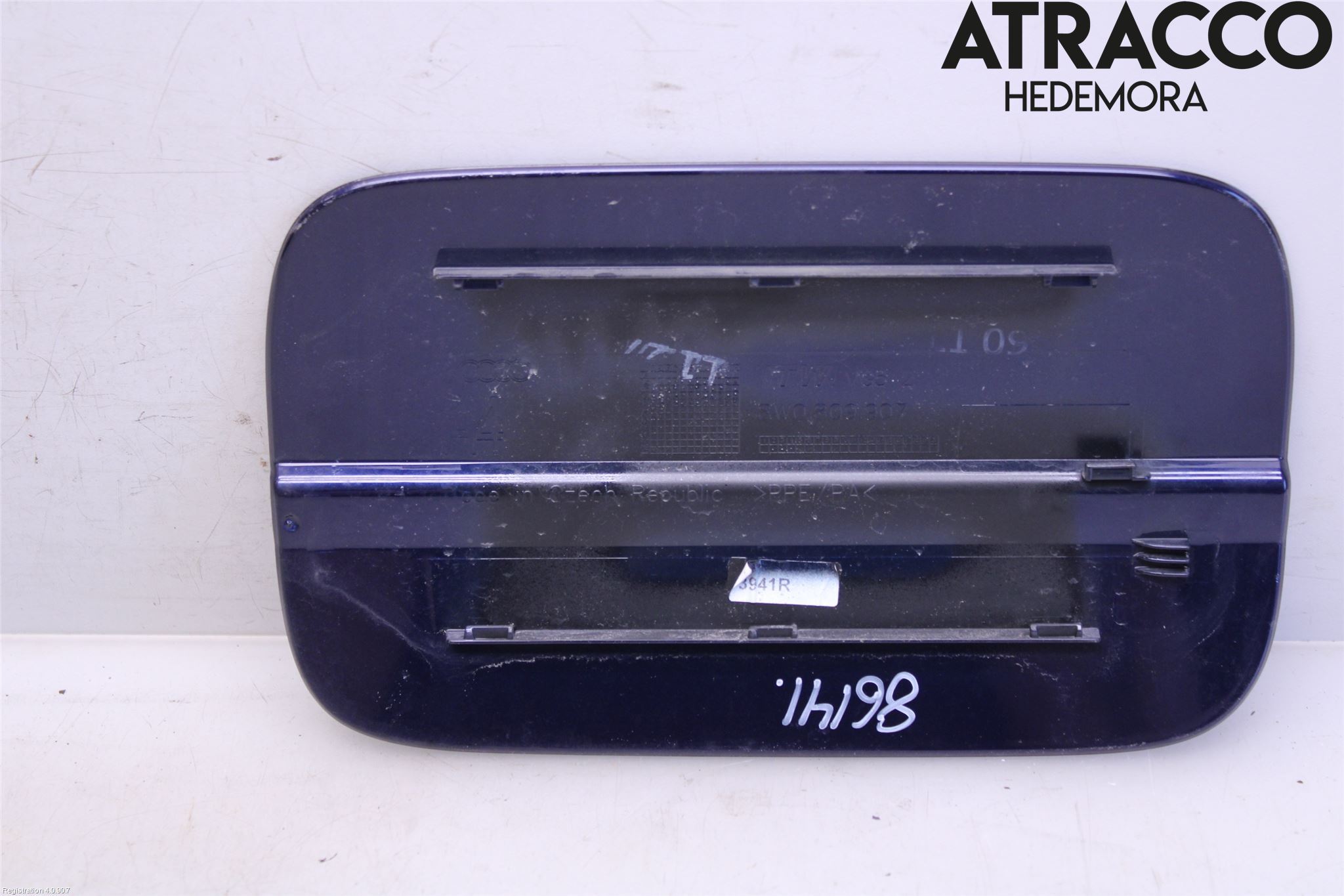 Audi A4/S4 B9 20- Tanklucka