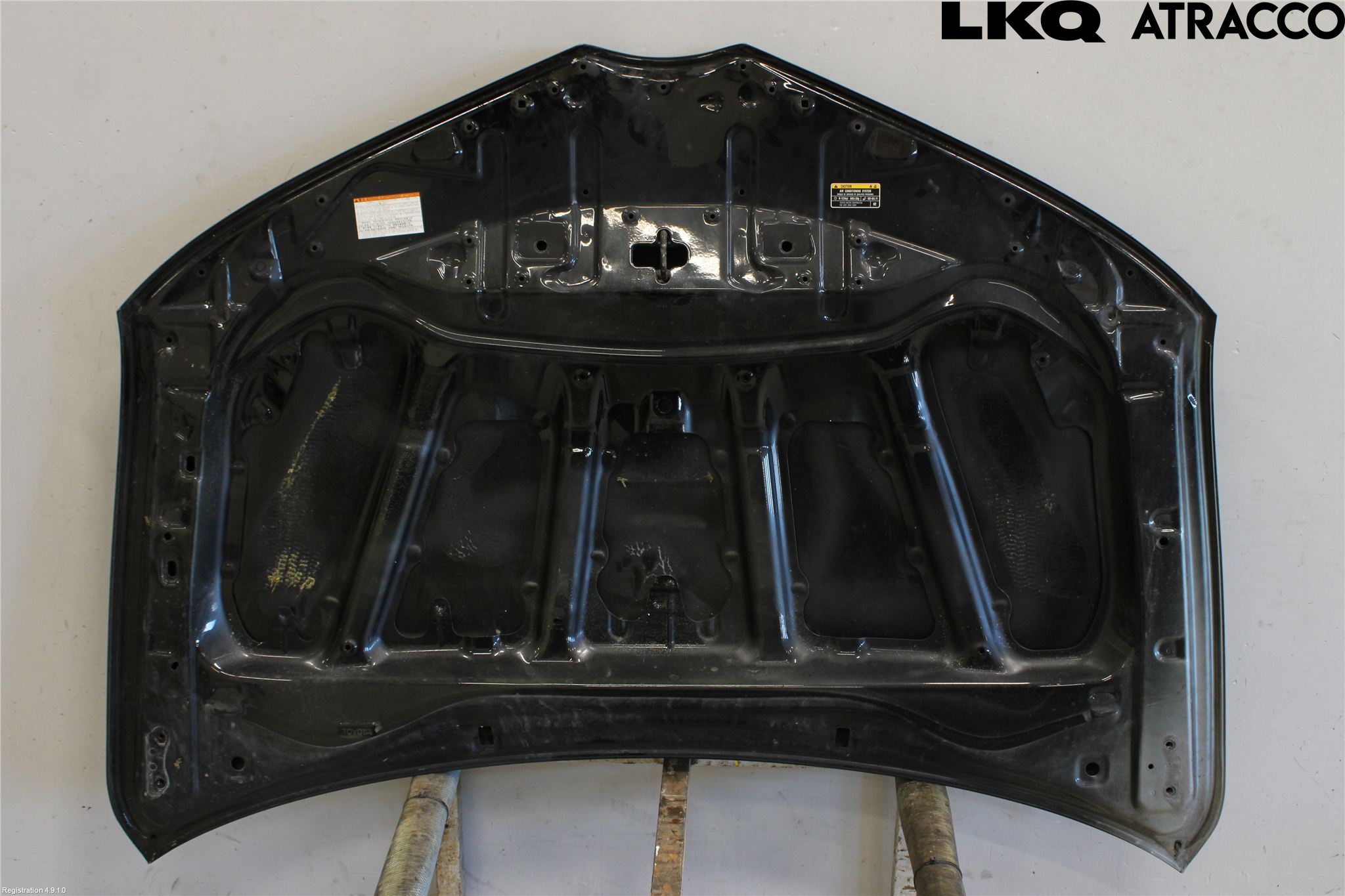 Toyota AURIS 13-19 Huv Fram