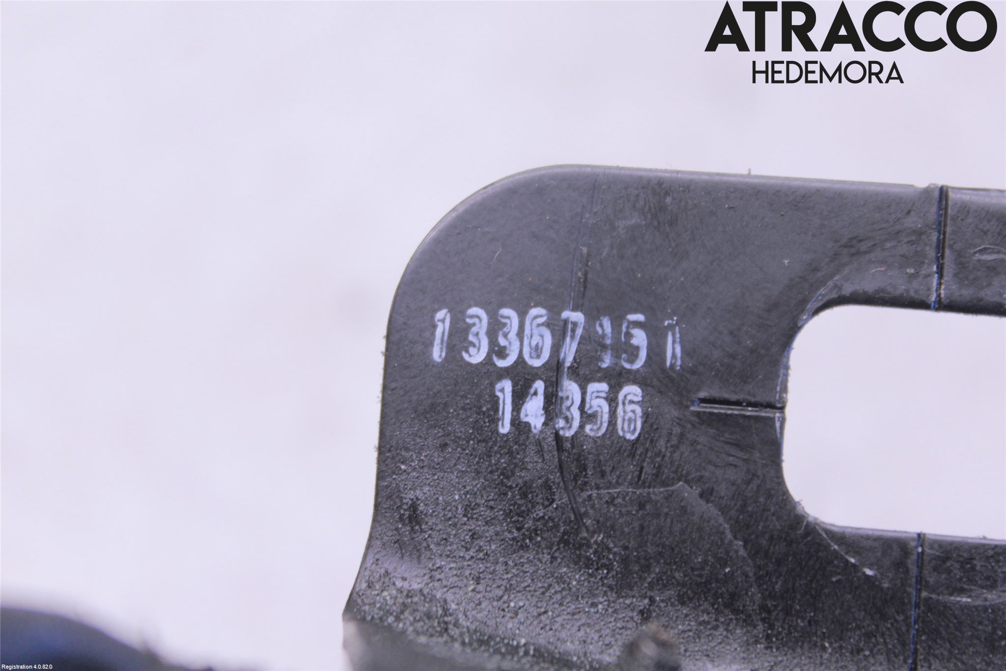 Opel CASCADA 13-19 Huvlås