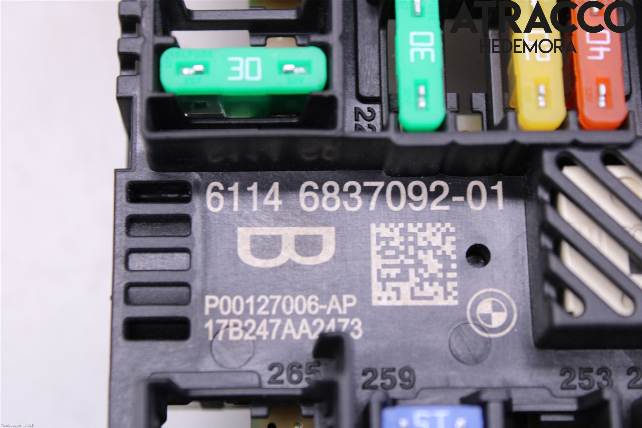 BMW 5 G30/G31/F90 17-23 Säkringsdosa-Elcentral