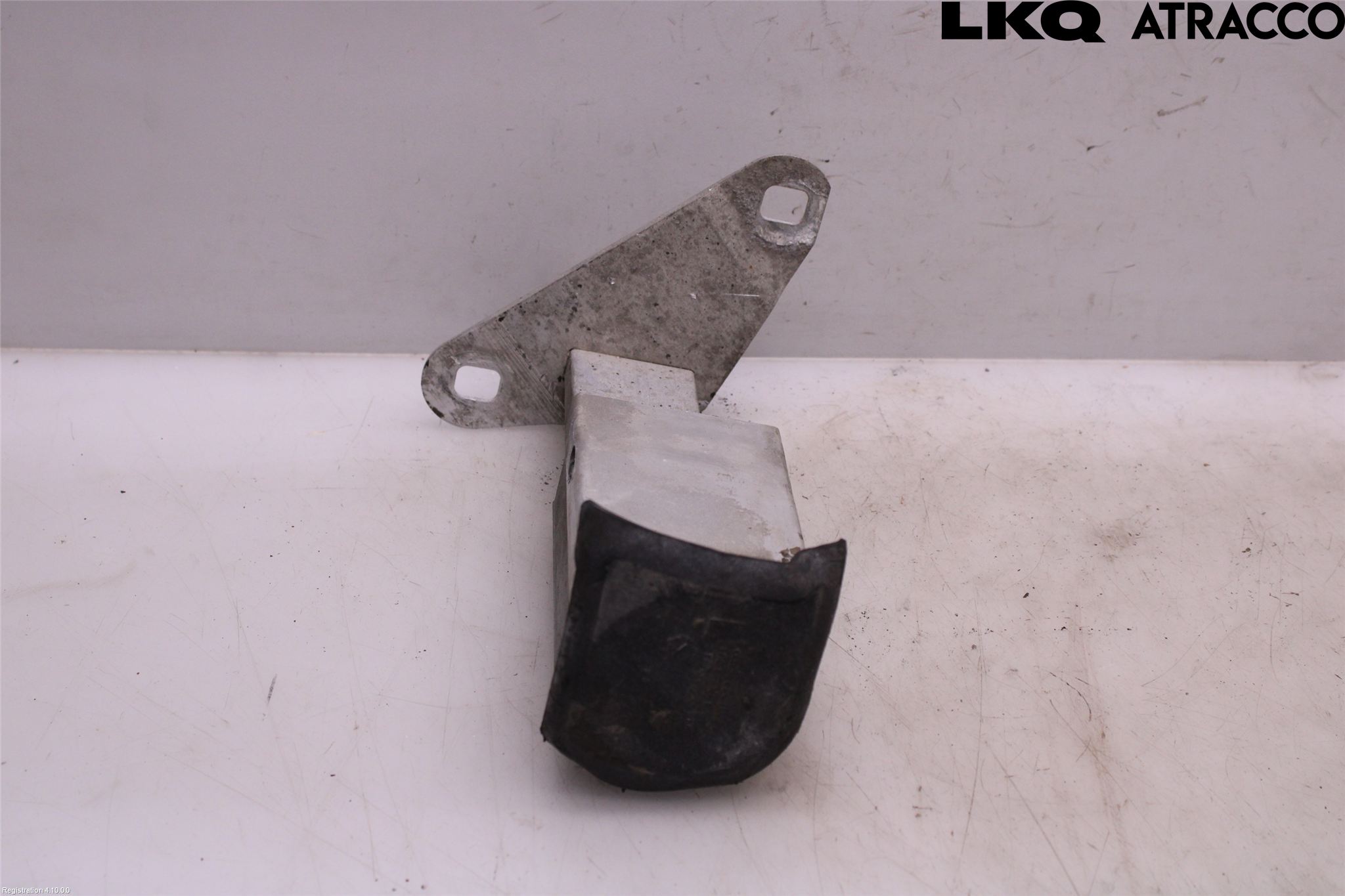 Audi A4/S4 94-99 Stötfångarbärjärn Bak