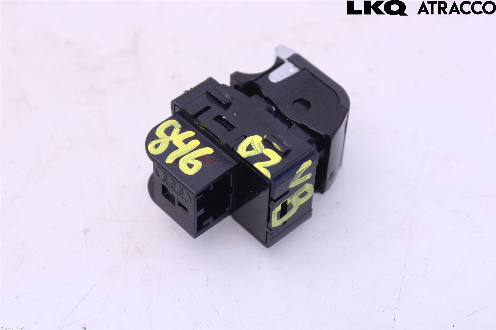 Audi A6 F2/C8 19- Strömställare Elhiss