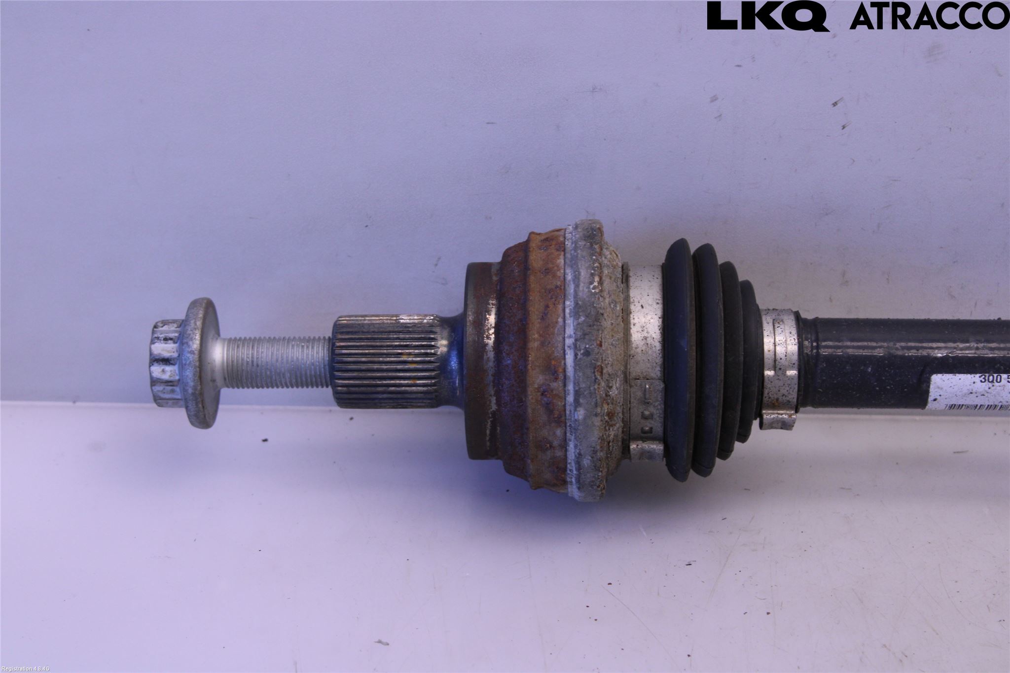 Volkswagen VW TIGUAN 16-24 Drivaxel Bak Höger