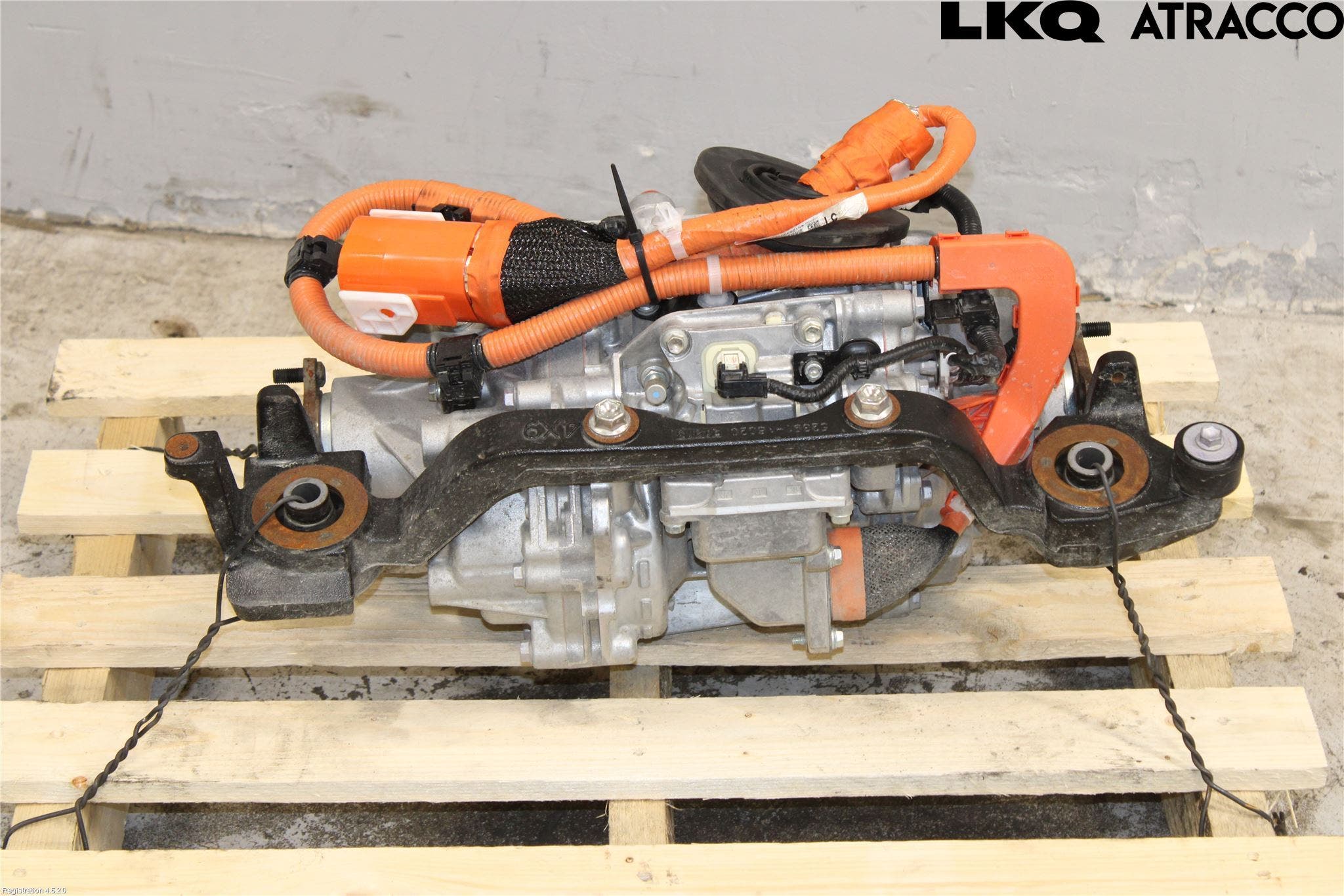 Toyota COROLLA CROSS XG10 22- Motor Elektrisk Bak