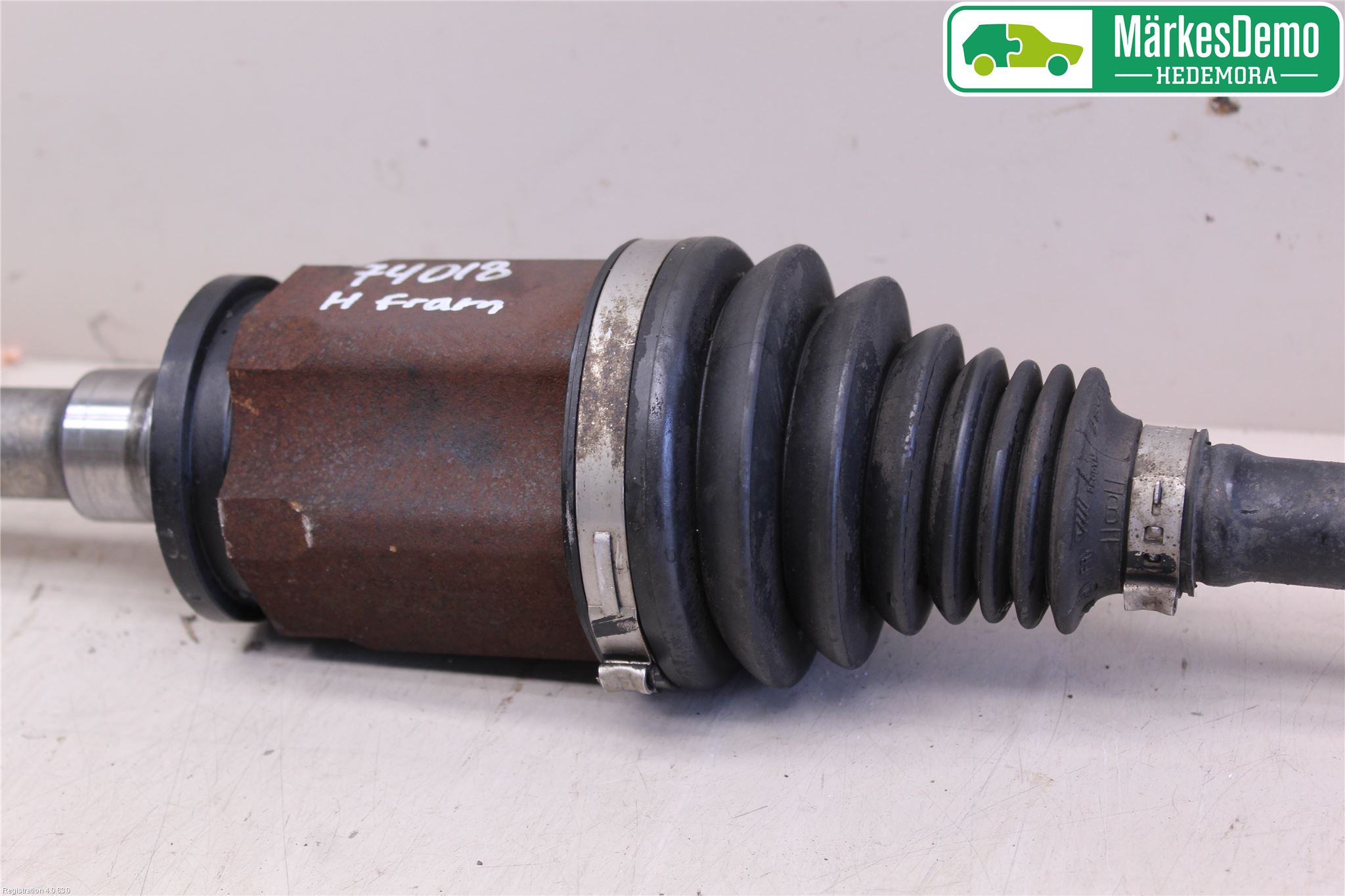 BMW X5 E70 07-13 Drivaxel Fram Höger