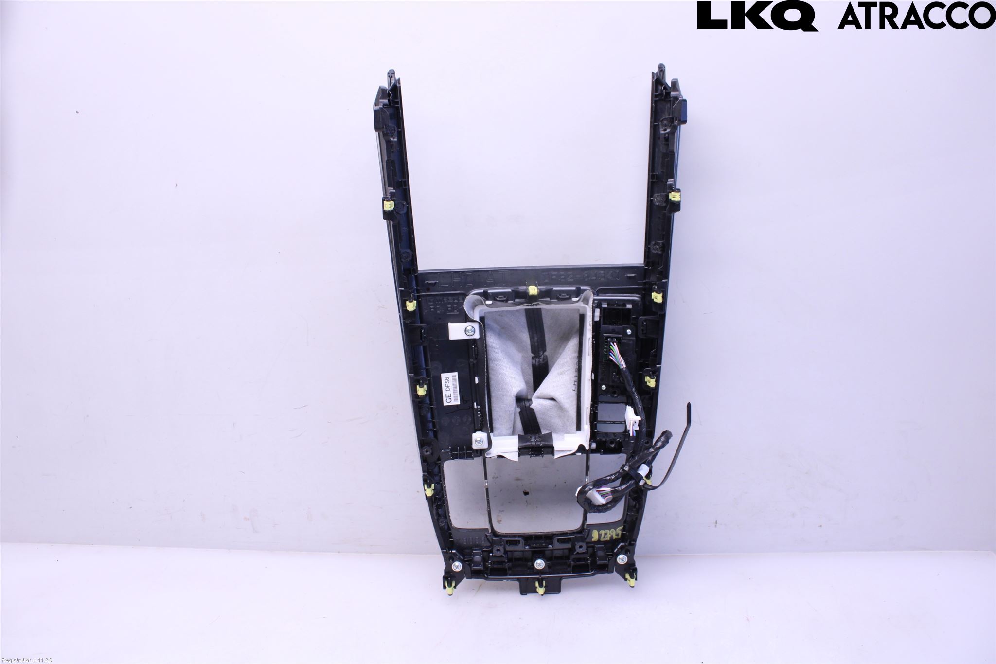 Mazda CX-30 20- Inredning Sarg Växelspak