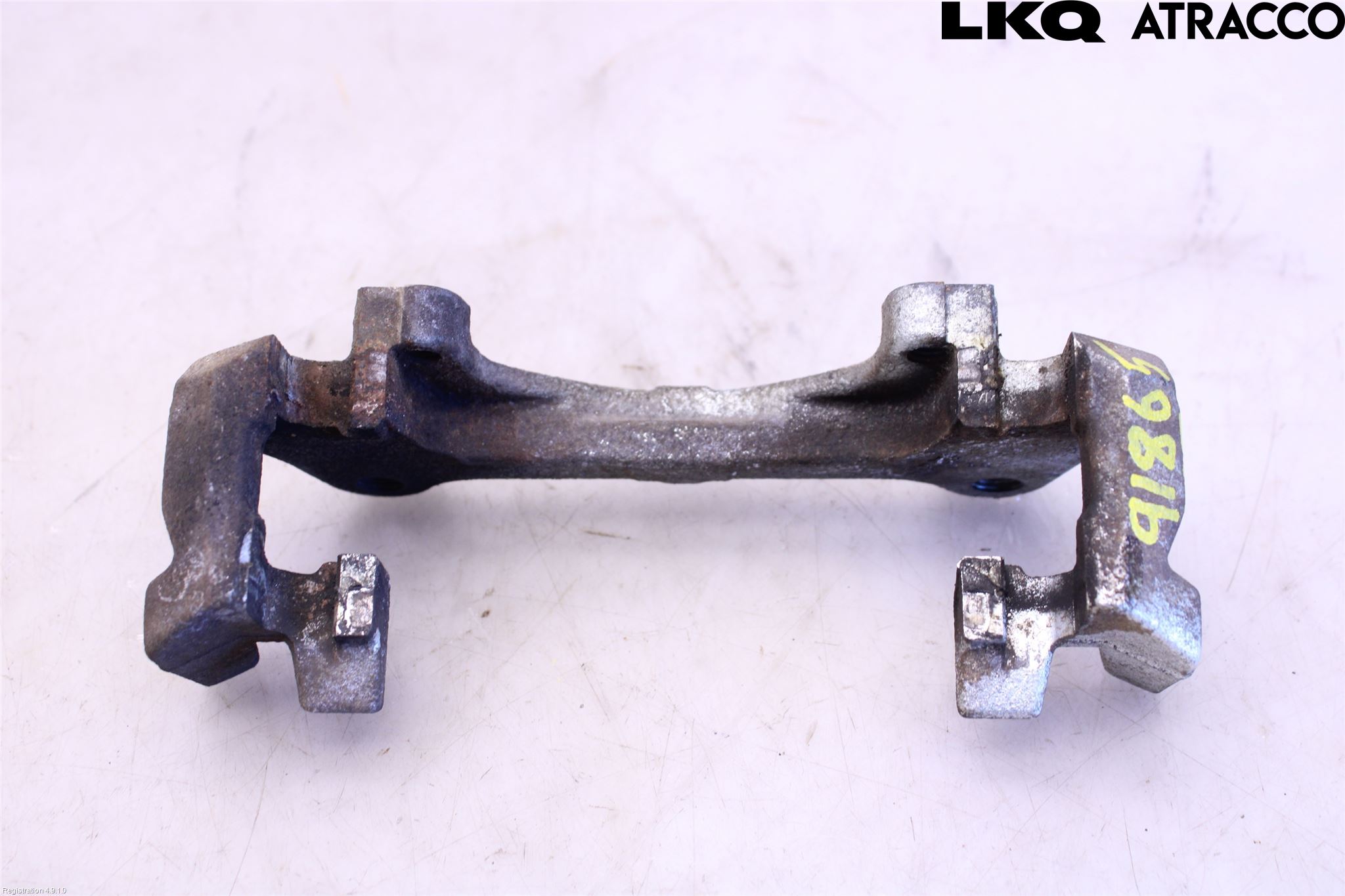 Toyota YARIS XP21 20- Bromsokshållare