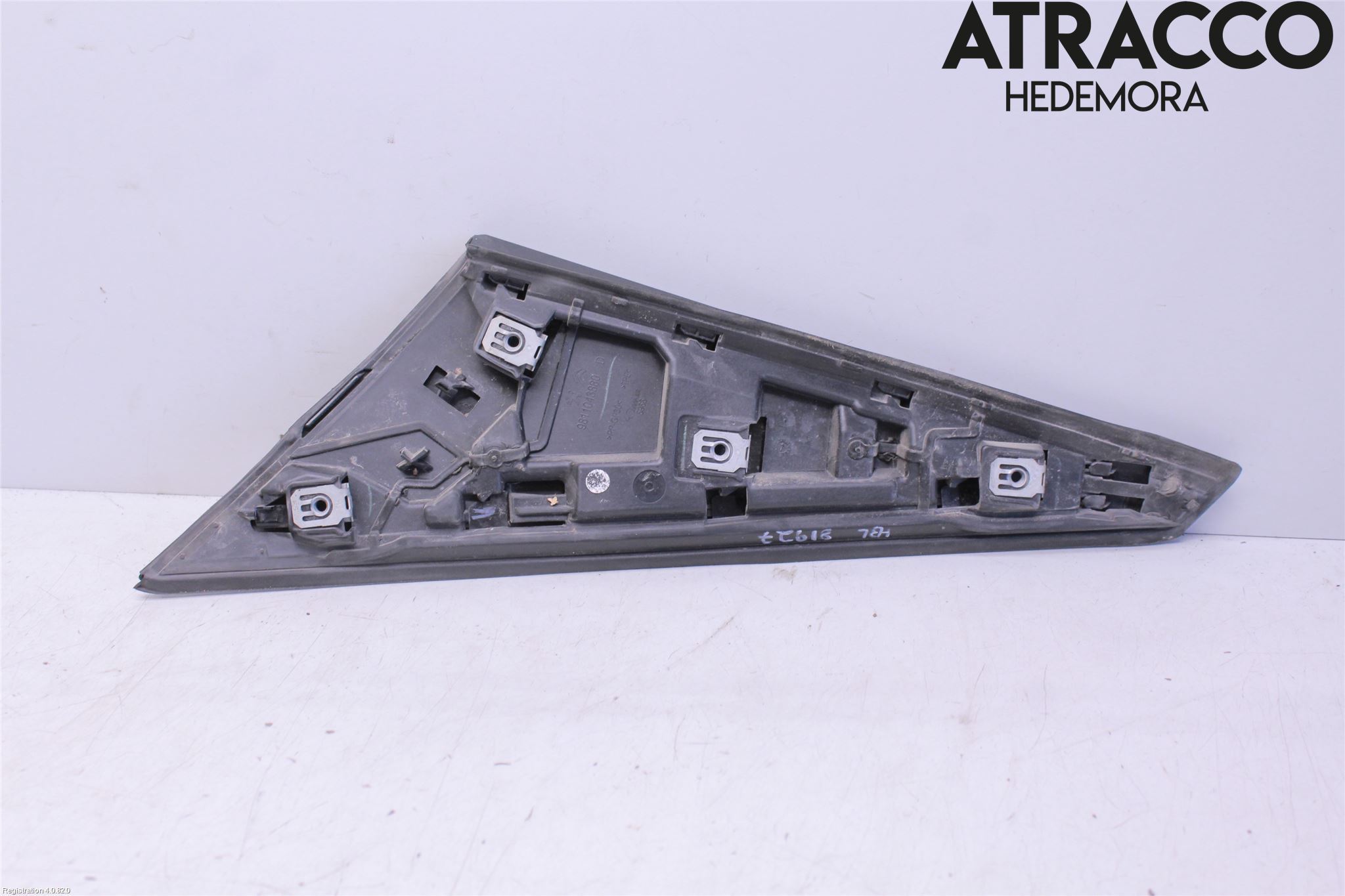 Peugeot 3008 17-24 Bakruta - Dekorlist