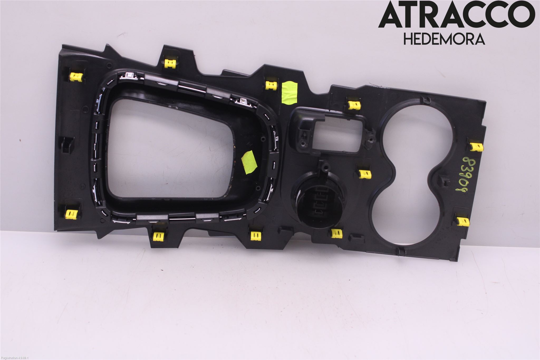 Renault KADJAR 15- Inredning Sarg Växelspak