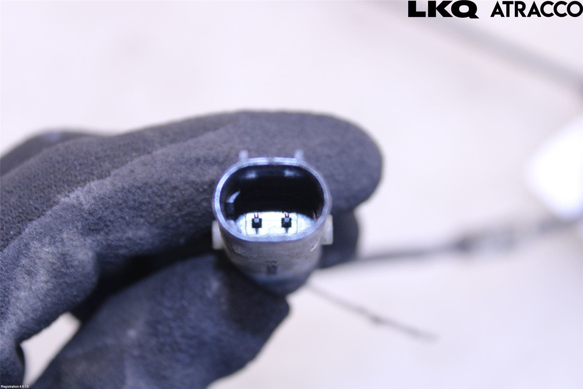 BMW 5 G30/G31/F90 17-23 Abs Sensor