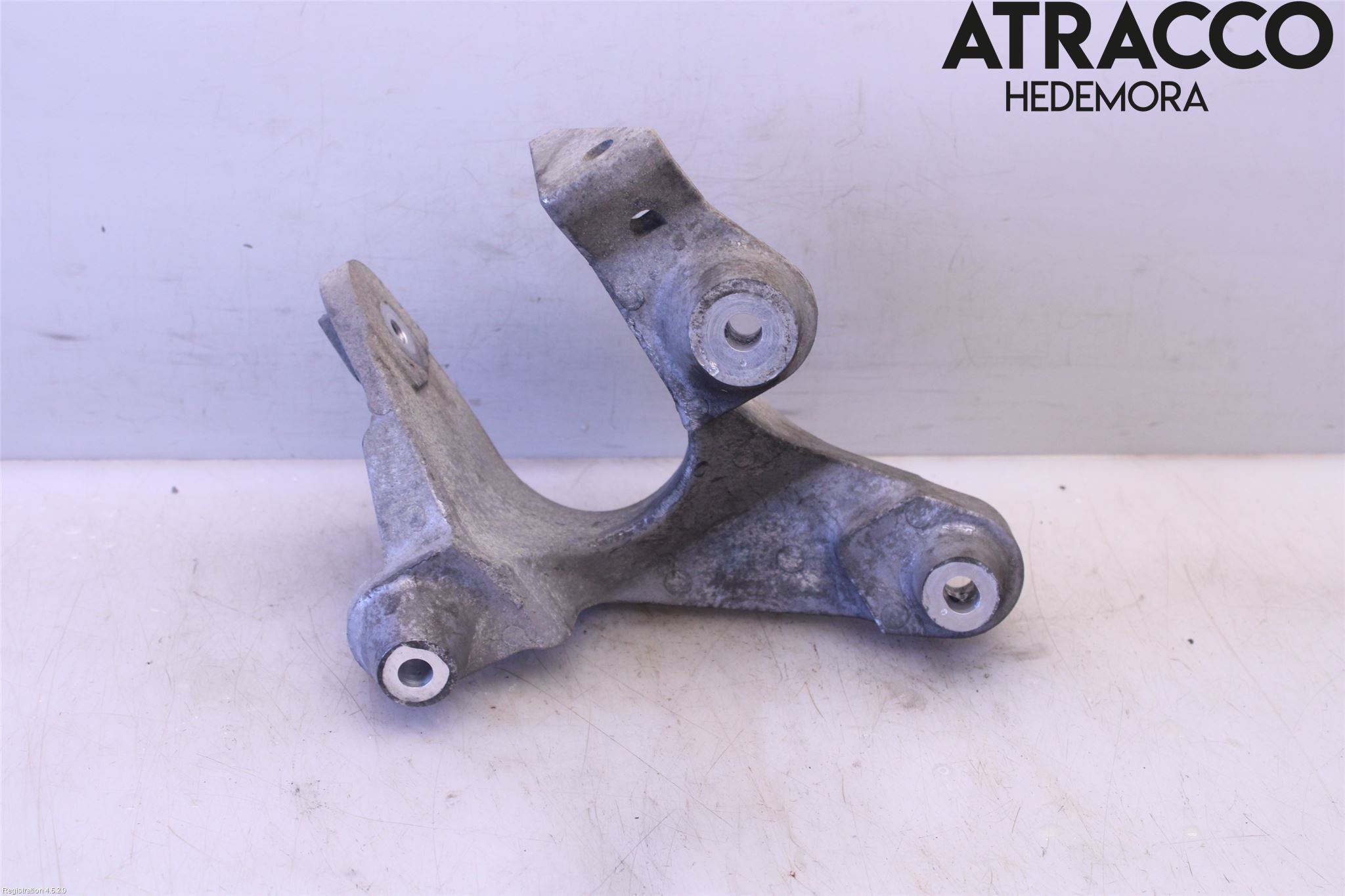 Lancia VOYAGER Motorfäste