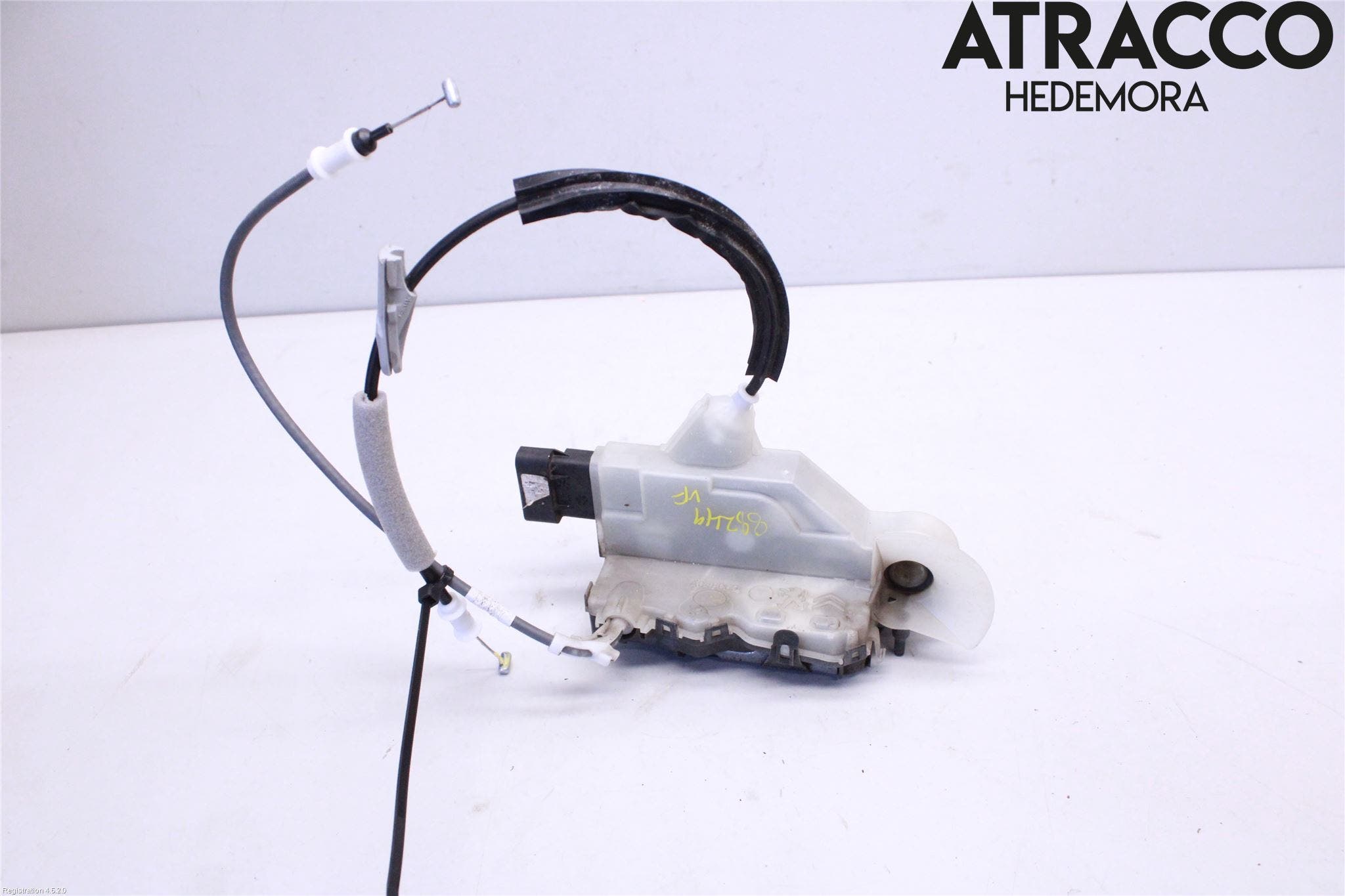 Peugeot 3008 17-24 Låskista-Dörrlås