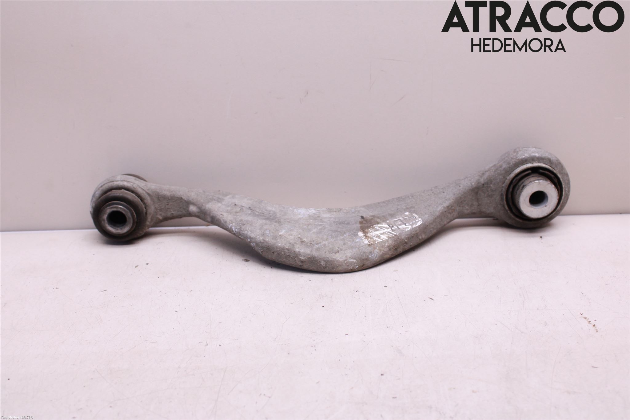 BMW 5 G30/G31/F90 17-23 Bärarm Bak Övre Höger
