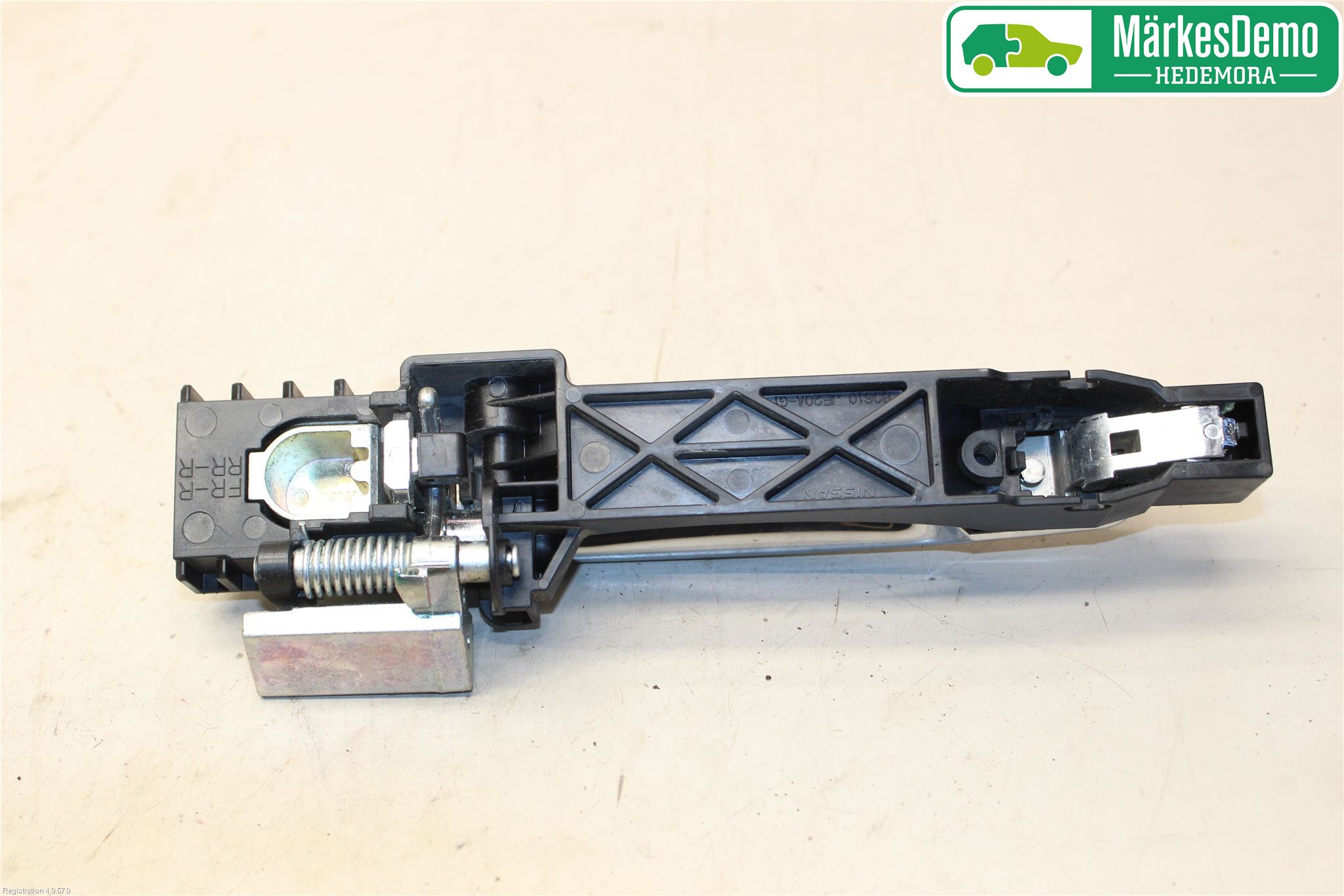 Nissan QASHQAI 10-14 Dörrhandtag Yttre Hö