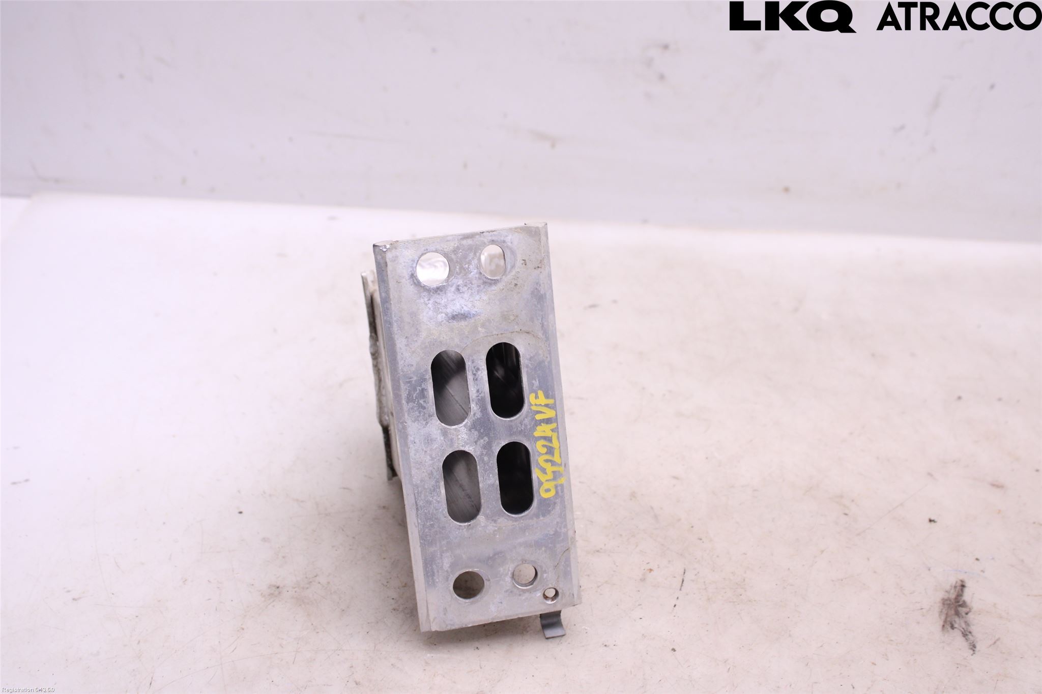 Toyota PRIUS ZVW30 09-20 Stötfångarbärjärn Fram