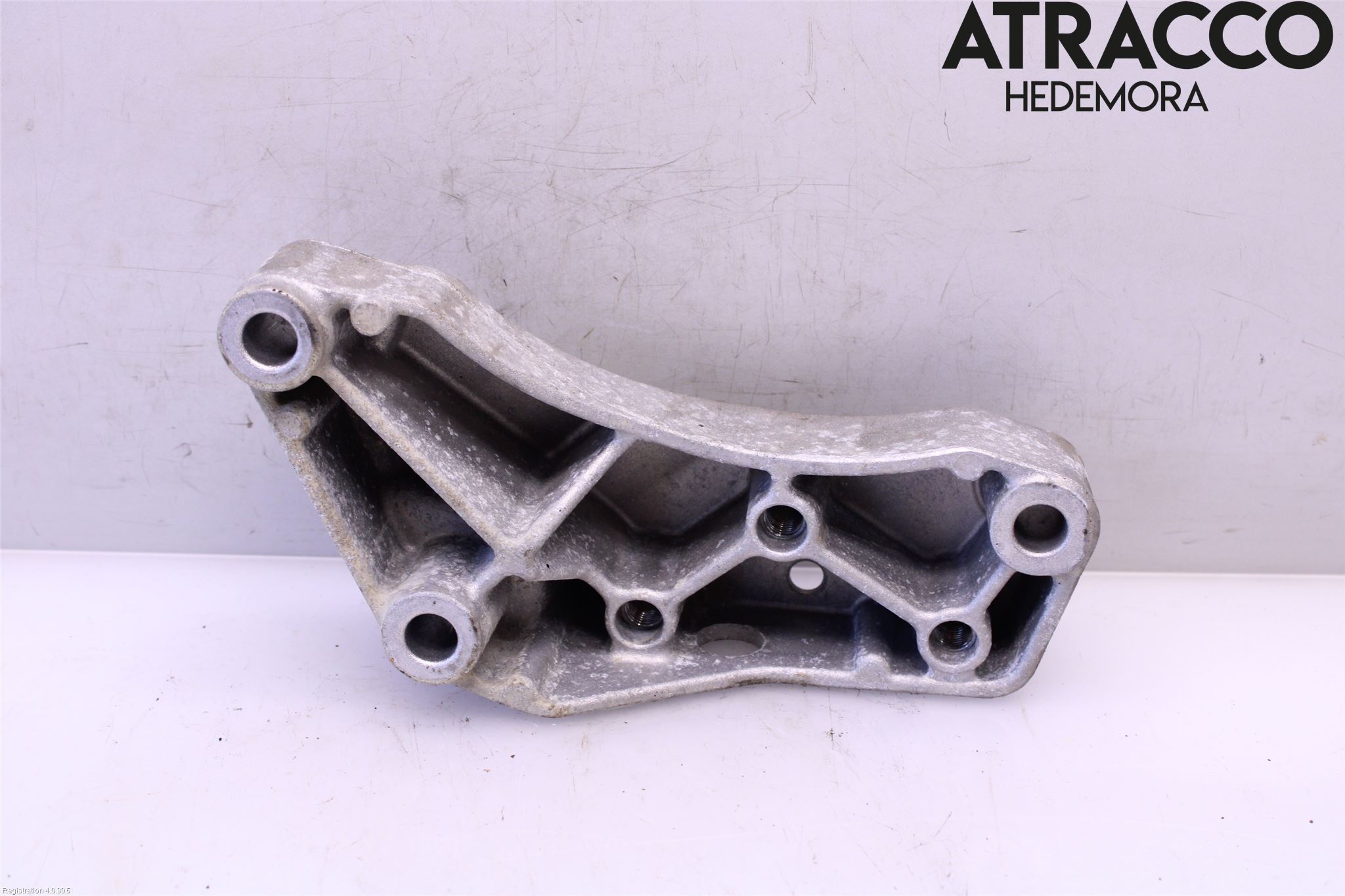 Volkswagen VW CADDY 16-20 Motorfäste