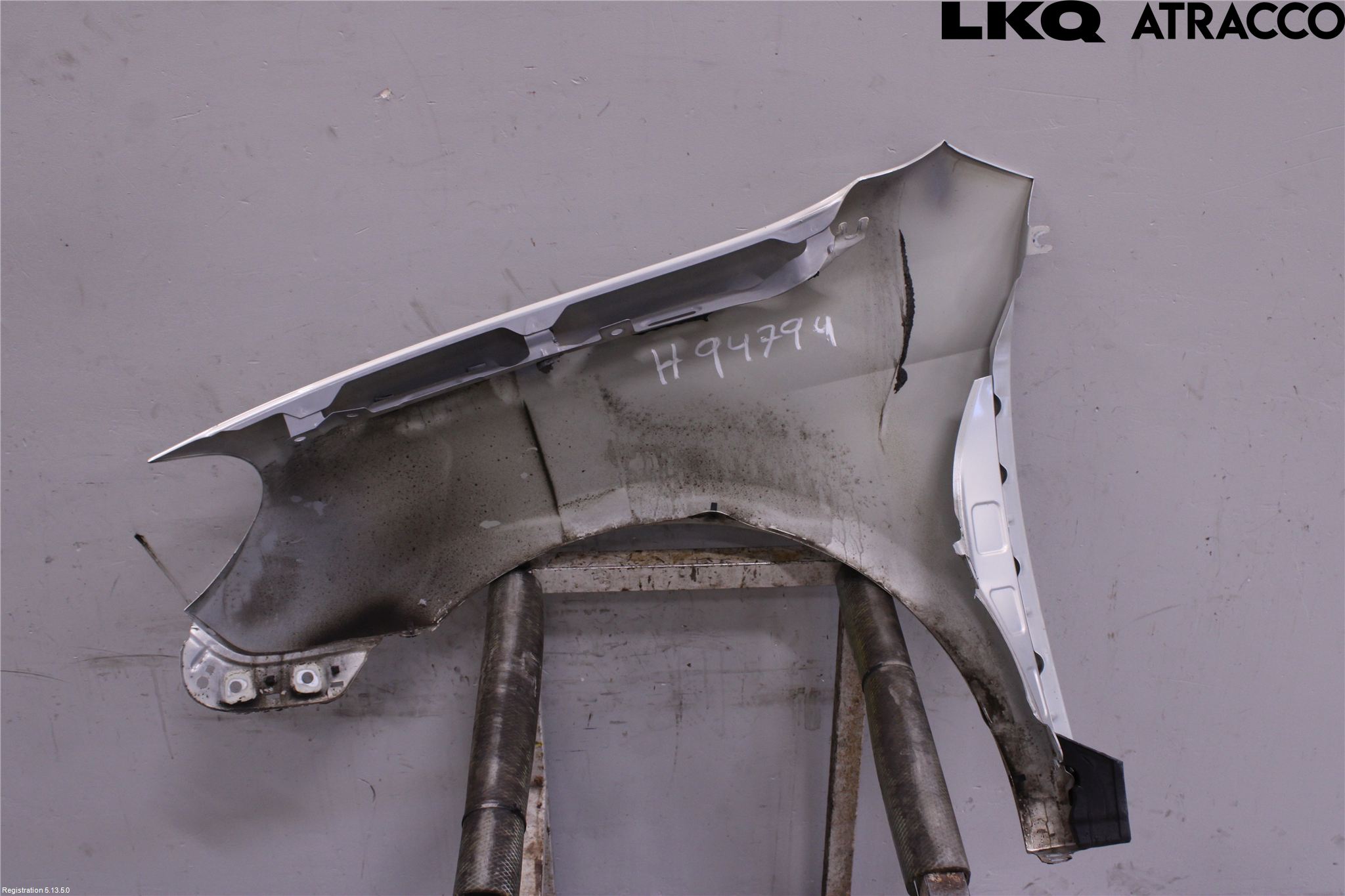 Volkswagen VW GOLF VI 09-13 Skärm Fram Höger