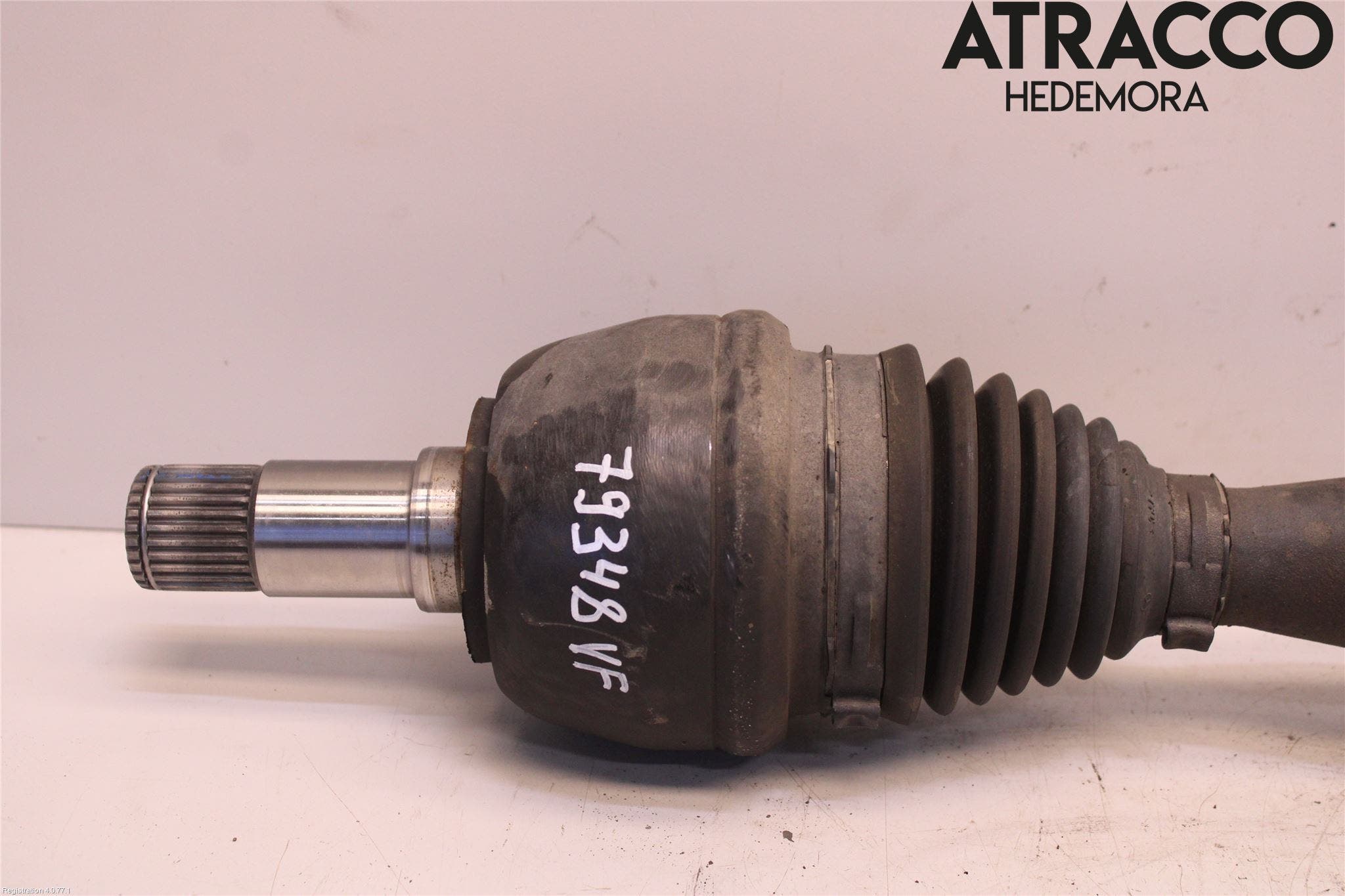 Mercedes-Benz MB CLA-KLASS (C117/X117) 13-19 Drivaxel Fram Vänster