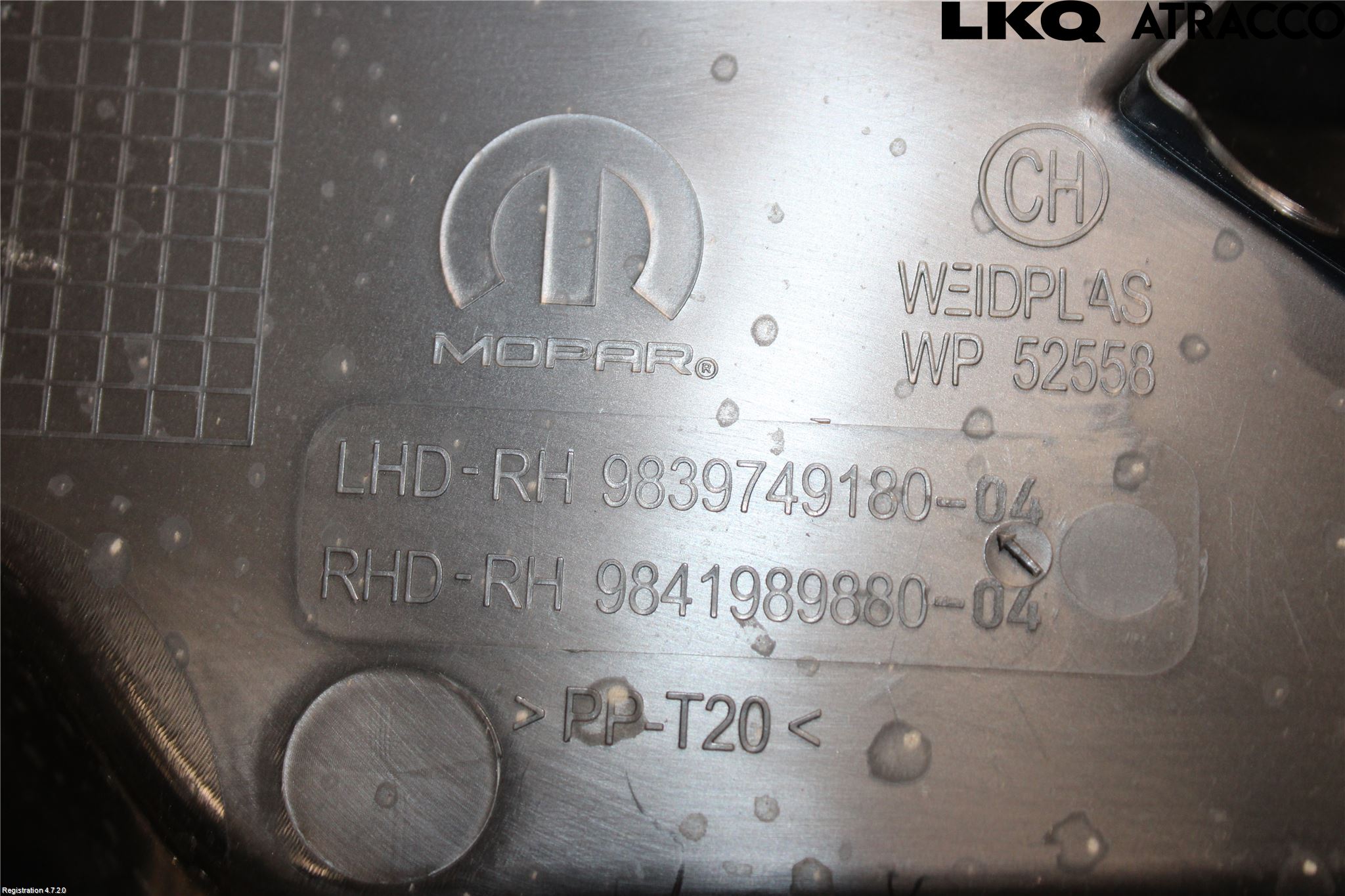 Peugeot 3008 17-24 Torpedplåt-Torpedplast