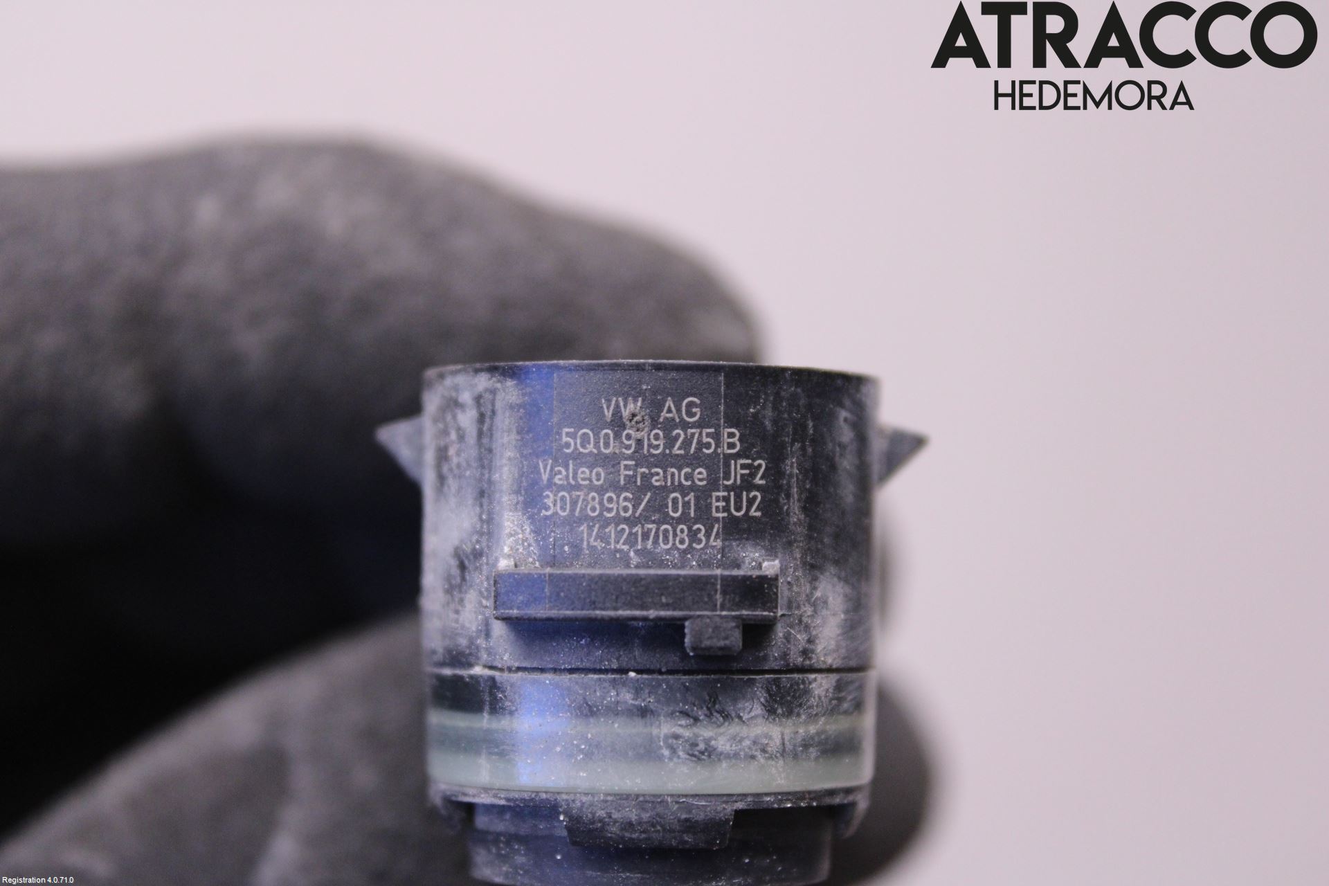 Skoda SUPERB 16-24 Parkeringshjälp Frontsensor