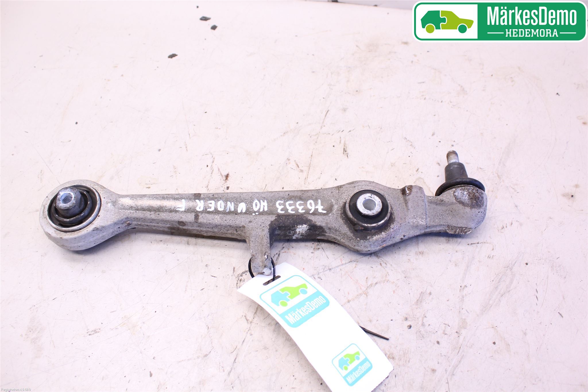 Audi A6/S6     97-05 Bärarm Fram Undre Hö