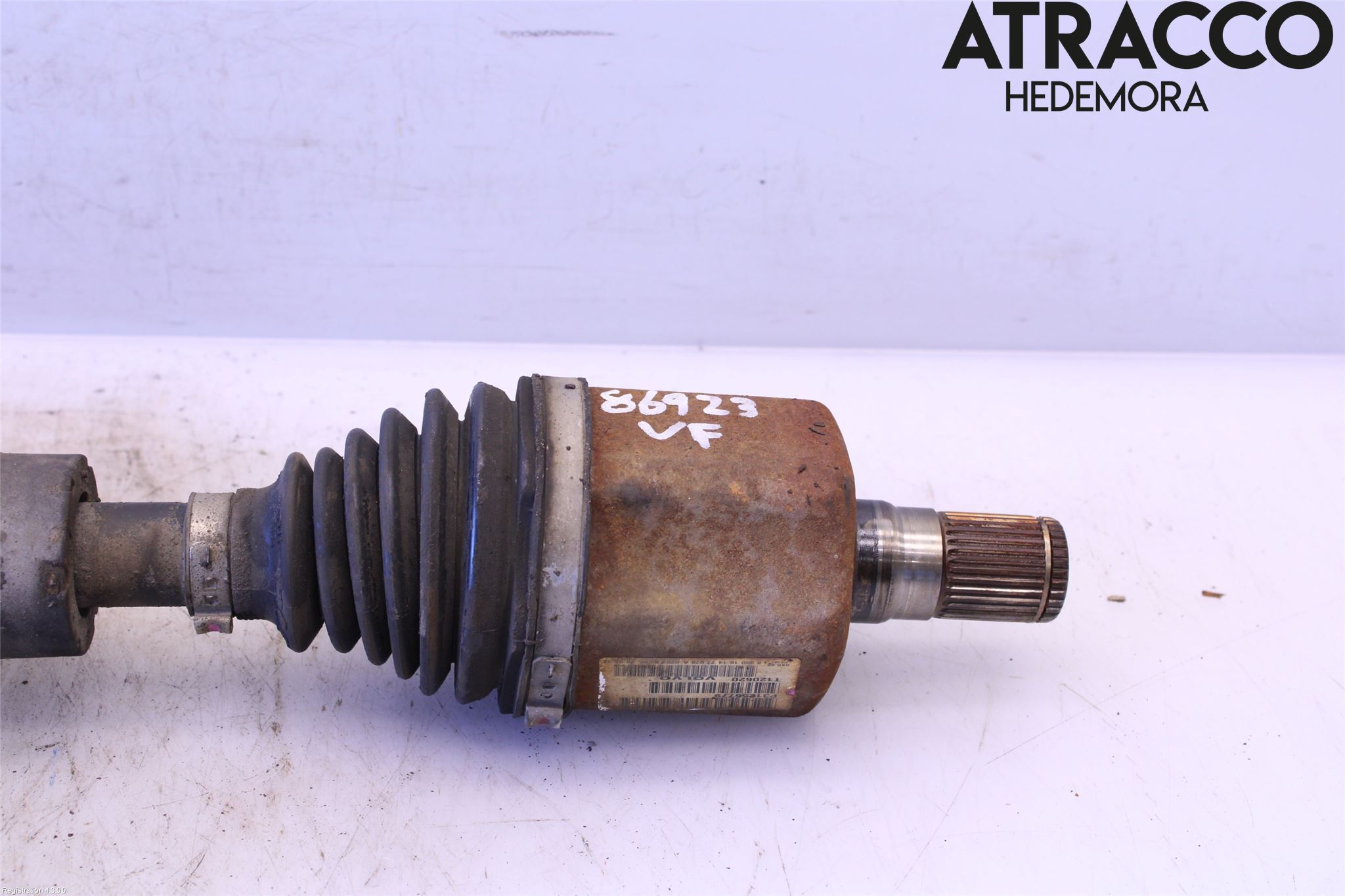 Volvo V70 08-13 Drivaxel Fram Vänster