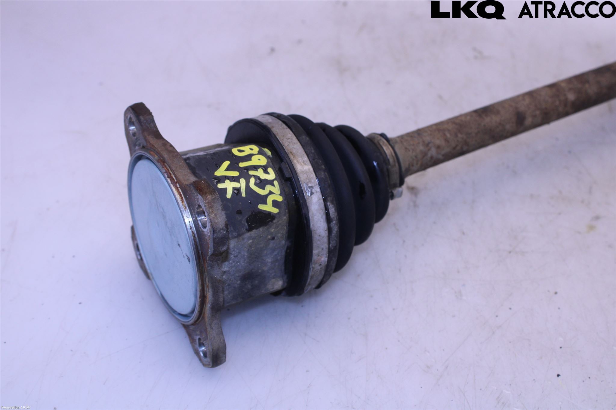 Suzuki GRAND VITARA II 06-14 Drivaxel Fram Vänster