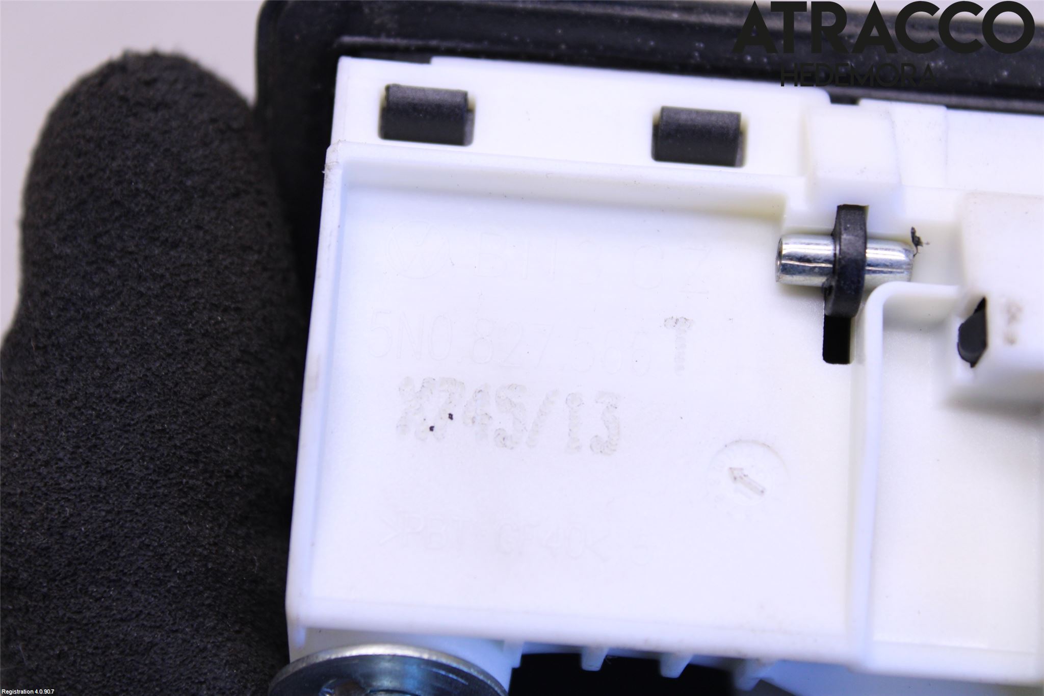 Audi Q3 8U 12-18 Bakluckehandtag