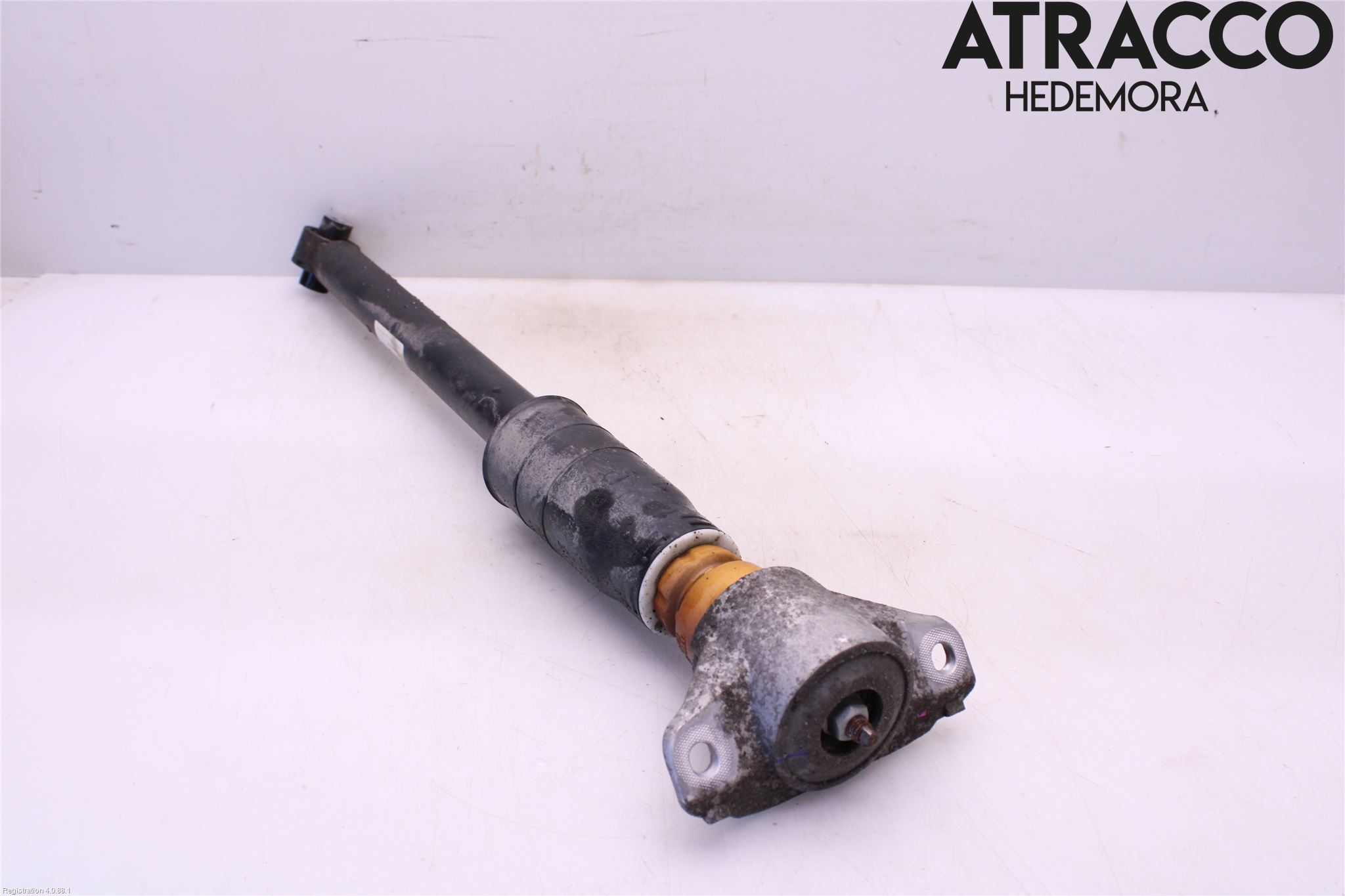 Audi A6 F2/C8 19- Stötdämpare Bak