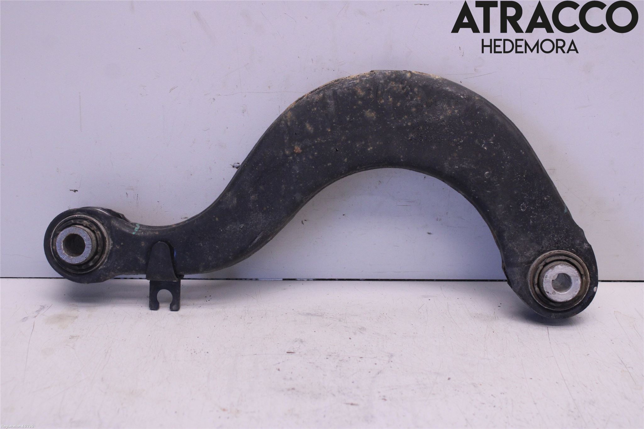 Volkswagen VW TIGUAN 16-24 Bärarm Bak Övre Höger